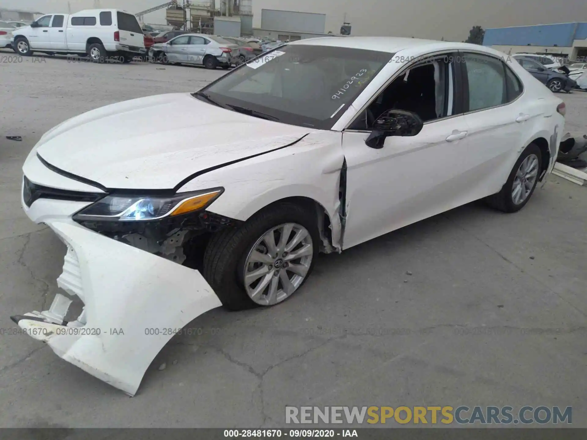 2 Photograph of a damaged car 4T1C11AK8LU927689 TOYOTA CAMRY 2020