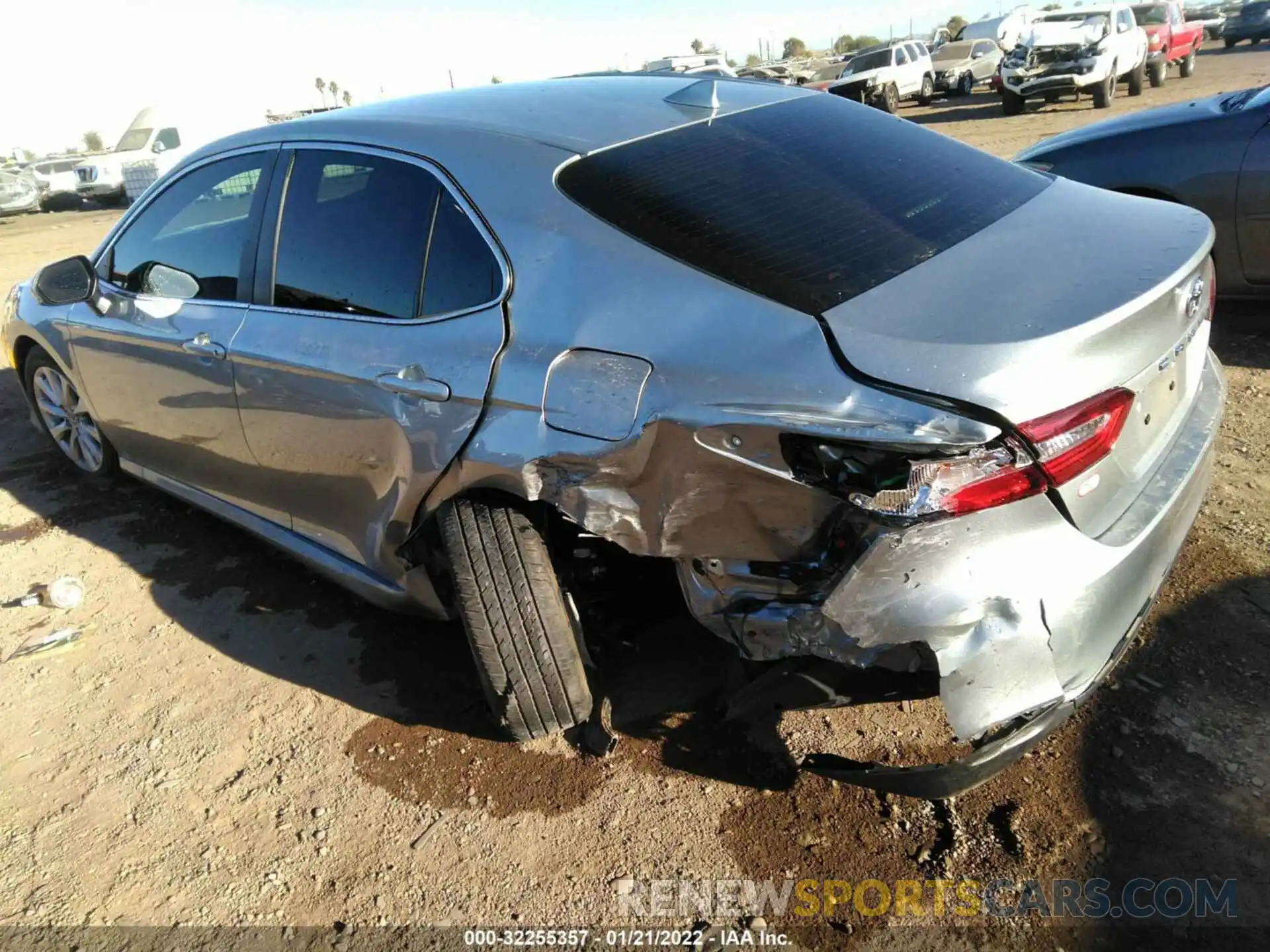 3 Photograph of a damaged car 4T1C11AK8LU937249 TOYOTA CAMRY 2020