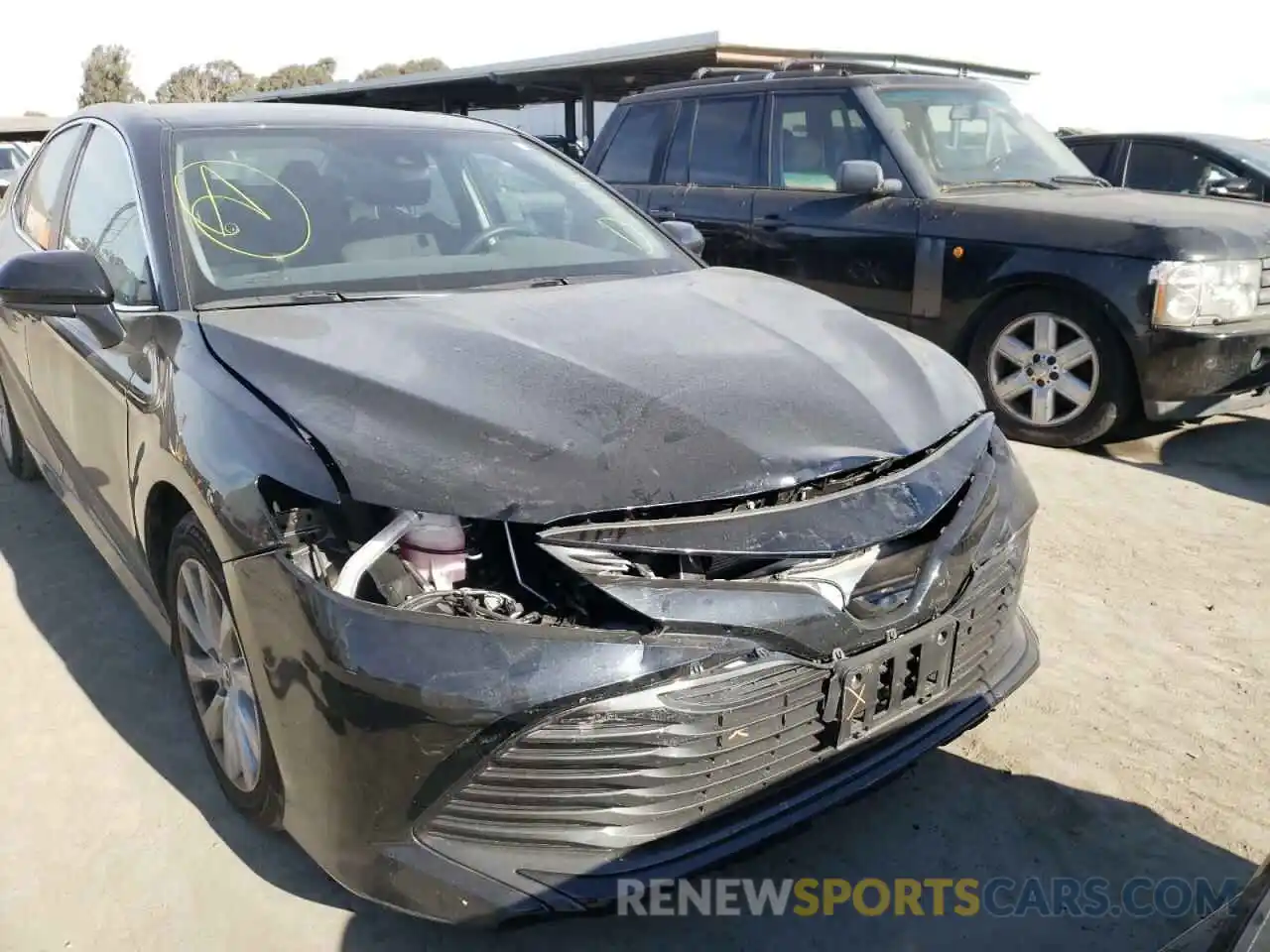 9 Photograph of a damaged car 4T1C11AK8LU938353 TOYOTA CAMRY 2020