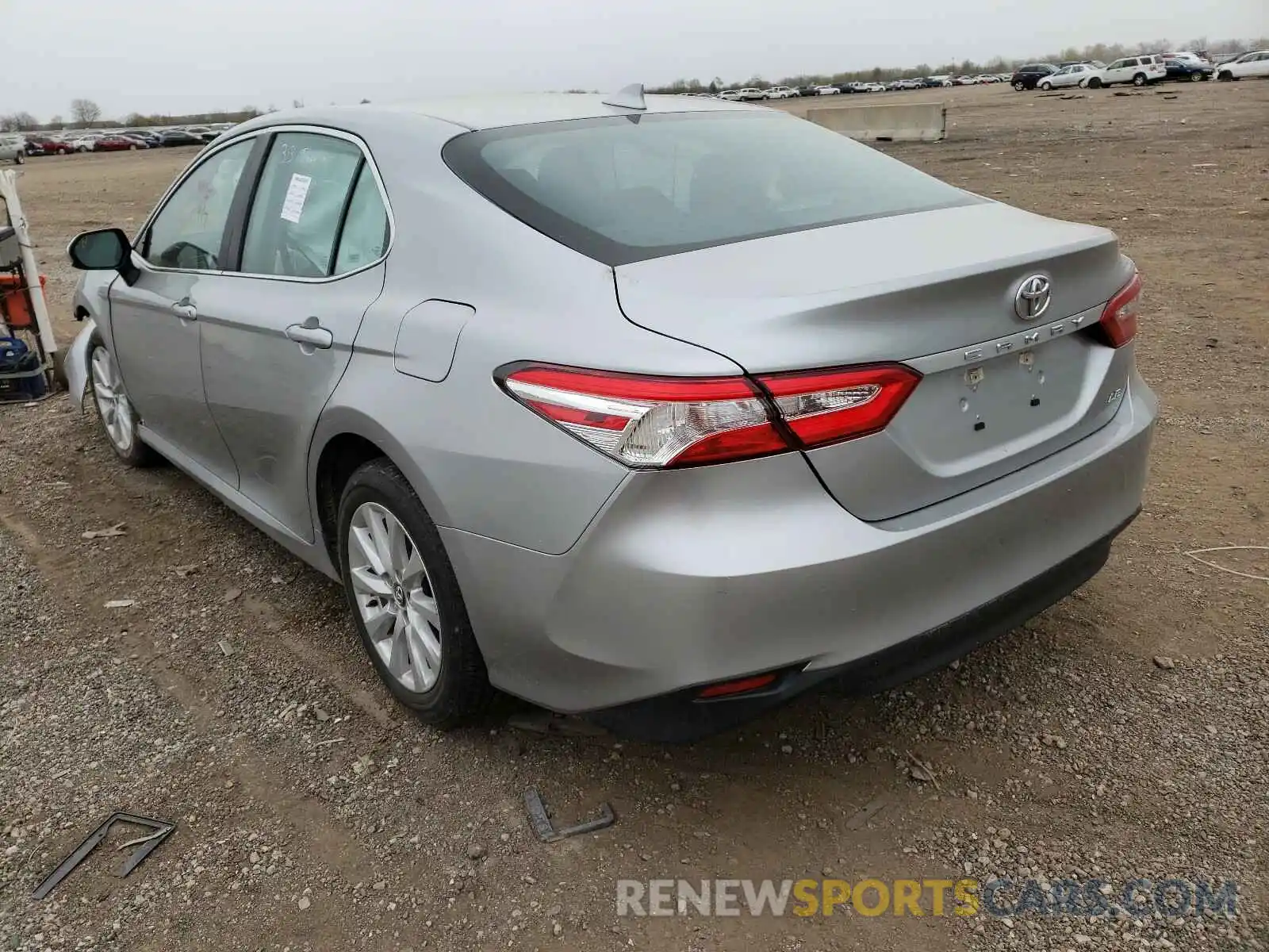 3 Photograph of a damaged car 4T1C11AK8LU940460 TOYOTA CAMRY 2020