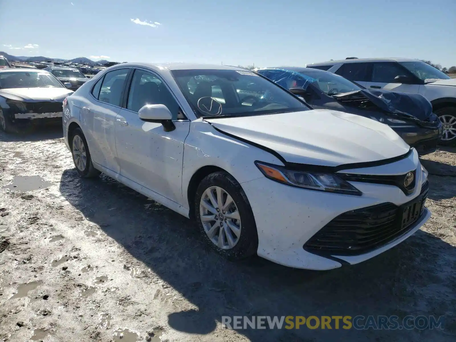 1 Photograph of a damaged car 4T1C11AK8LU941091 TOYOTA CAMRY 2020