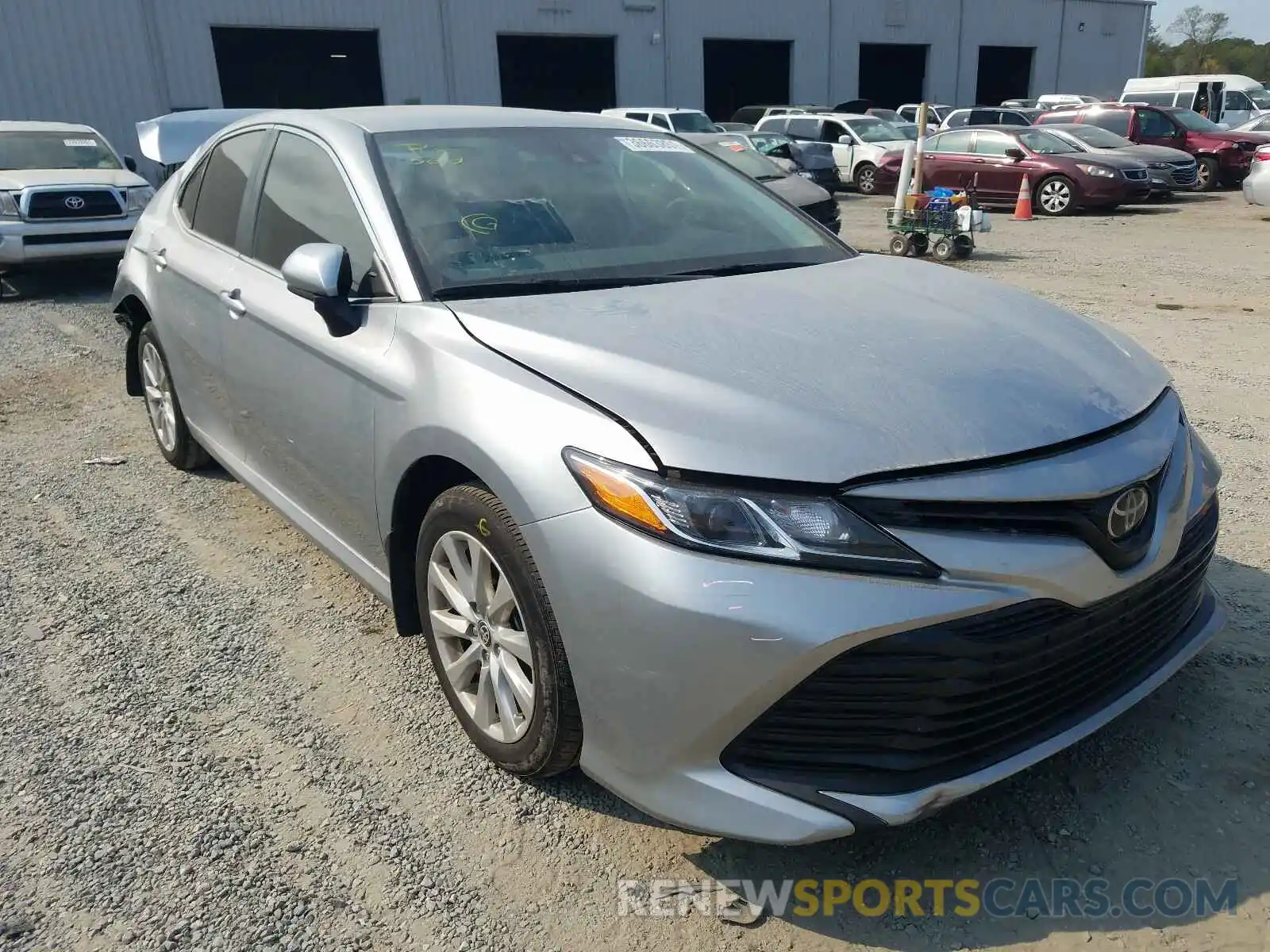 1 Photograph of a damaged car 4T1C11AK8LU945822 TOYOTA CAMRY 2020