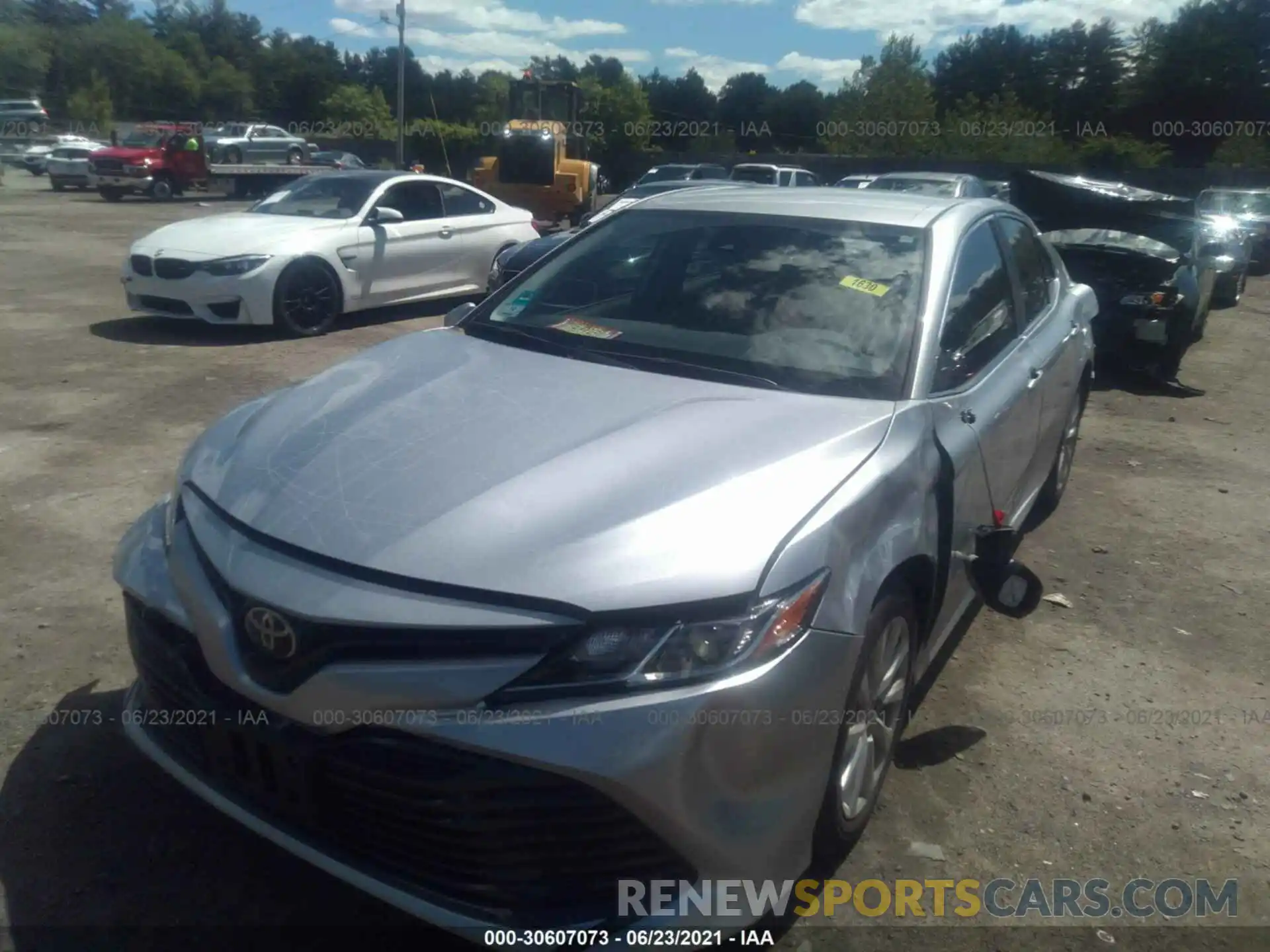 2 Photograph of a damaged car 4T1C11AK8LU948851 TOYOTA CAMRY 2020