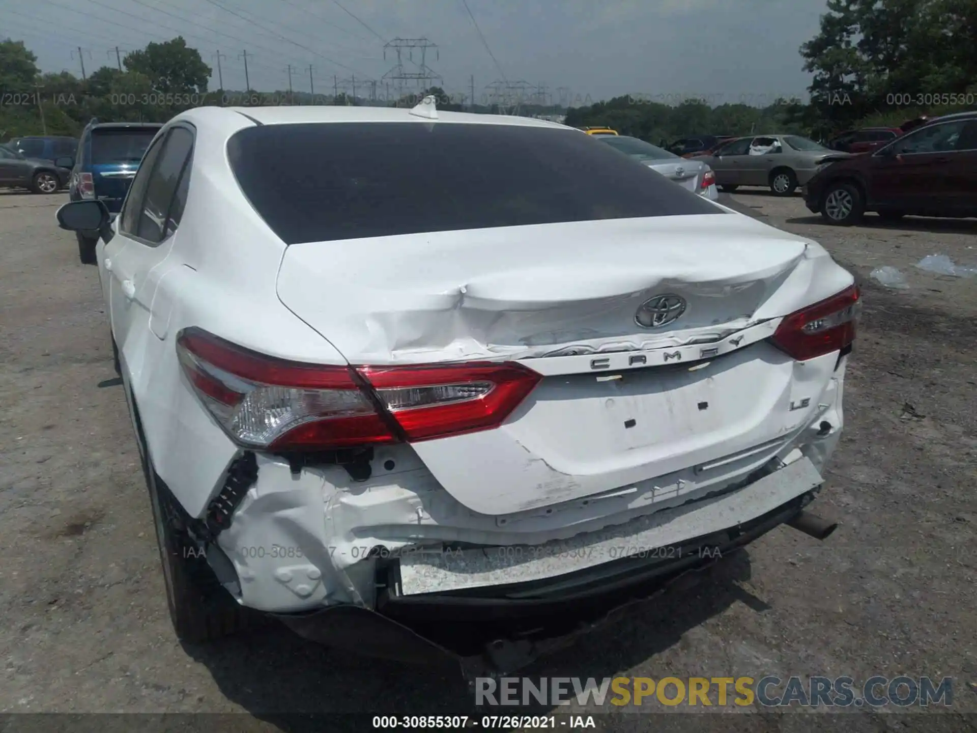 6 Photograph of a damaged car 4T1C11AK8LU956710 TOYOTA CAMRY 2020