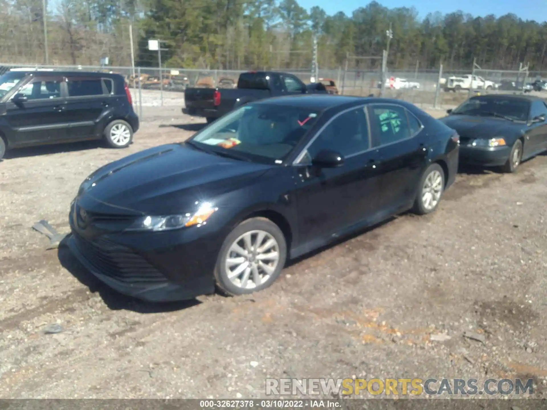 2 Photograph of a damaged car 4T1C11AK8LU960059 TOYOTA CAMRY 2020