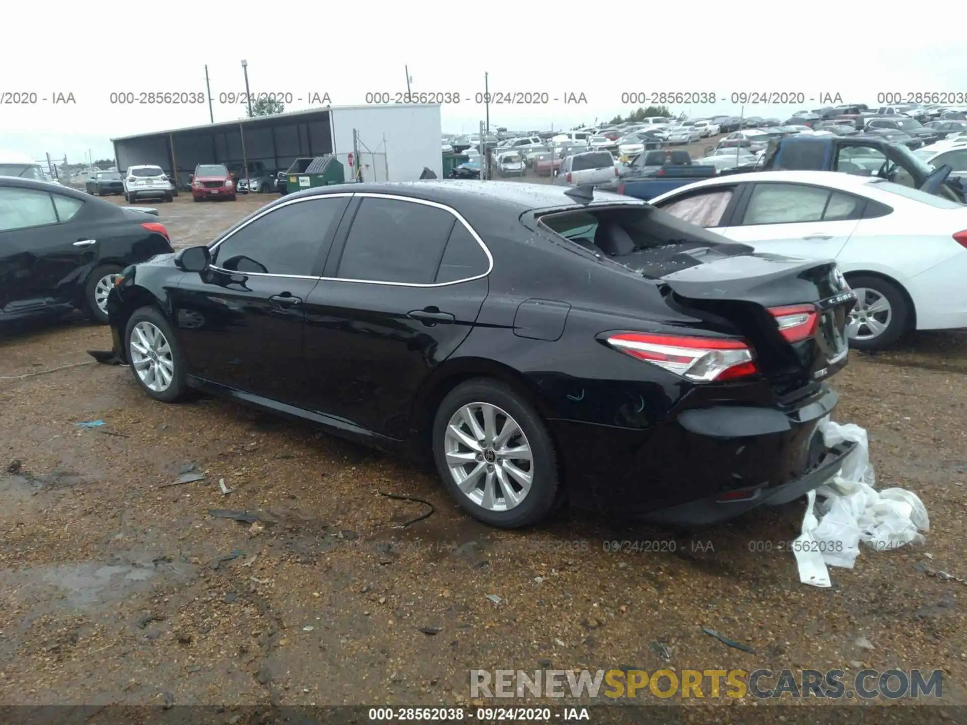 3 Photograph of a damaged car 4T1C11AK8LU962569 TOYOTA CAMRY 2020