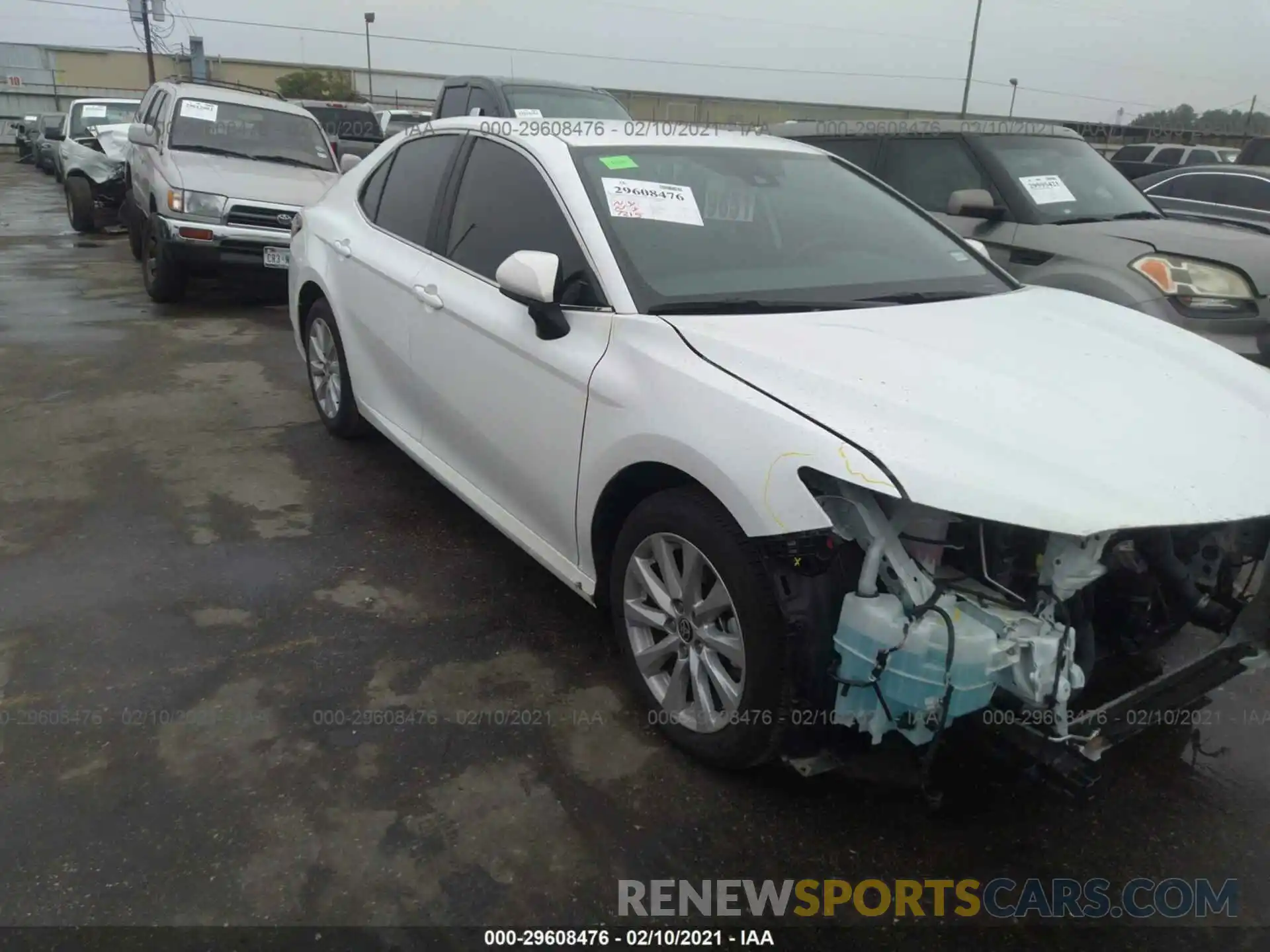 1 Photograph of a damaged car 4T1C11AK8LU963043 TOYOTA CAMRY 2020