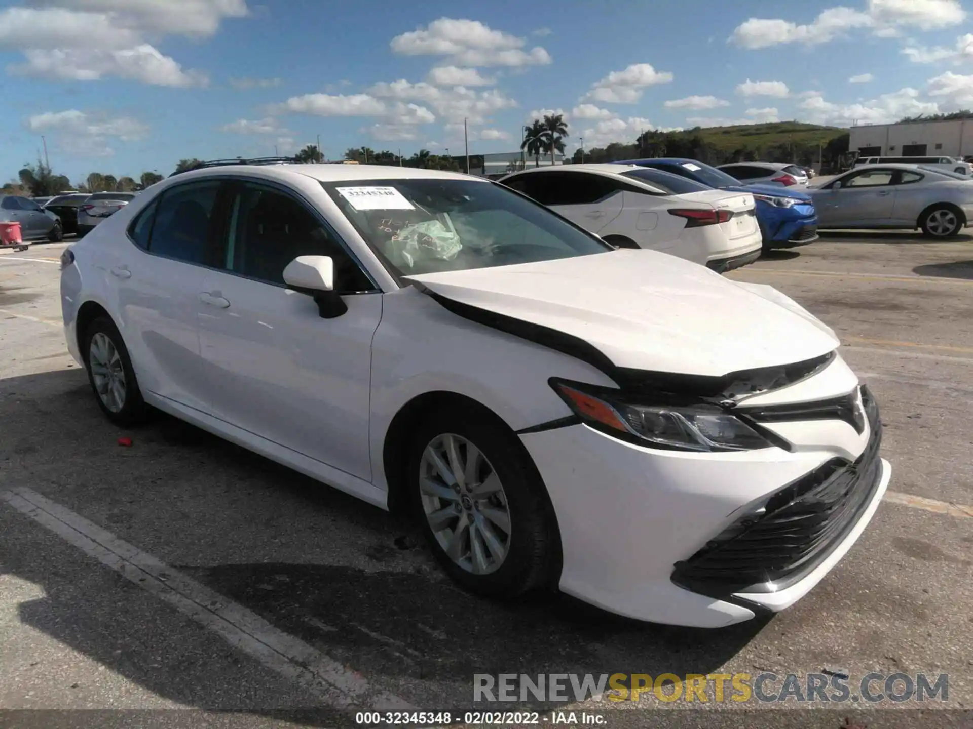 1 Photograph of a damaged car 4T1C11AK8LU970171 TOYOTA CAMRY 2020