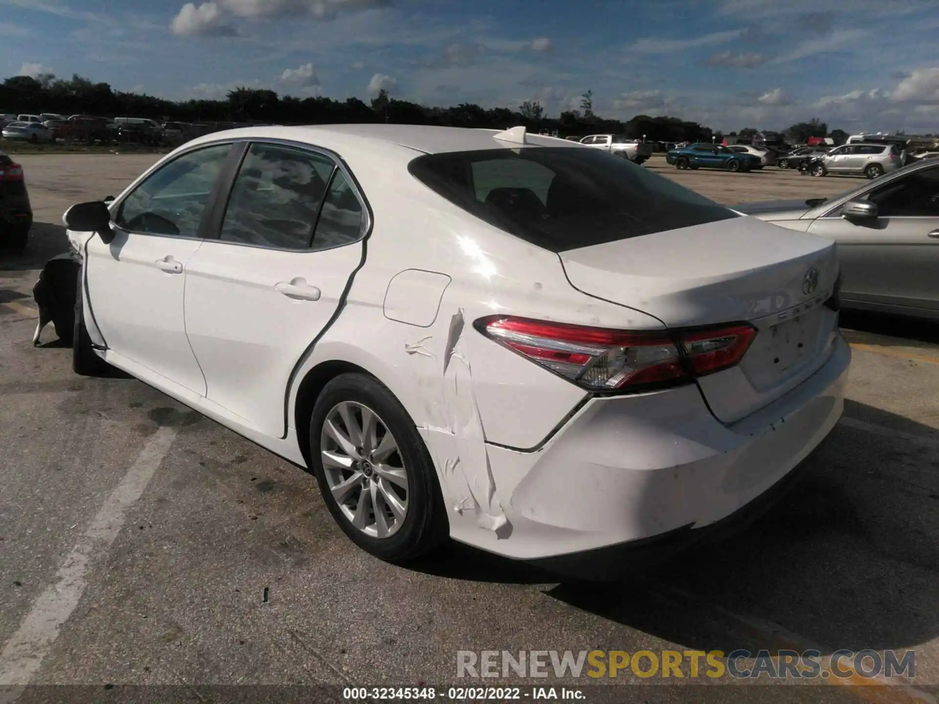 3 Photograph of a damaged car 4T1C11AK8LU970171 TOYOTA CAMRY 2020