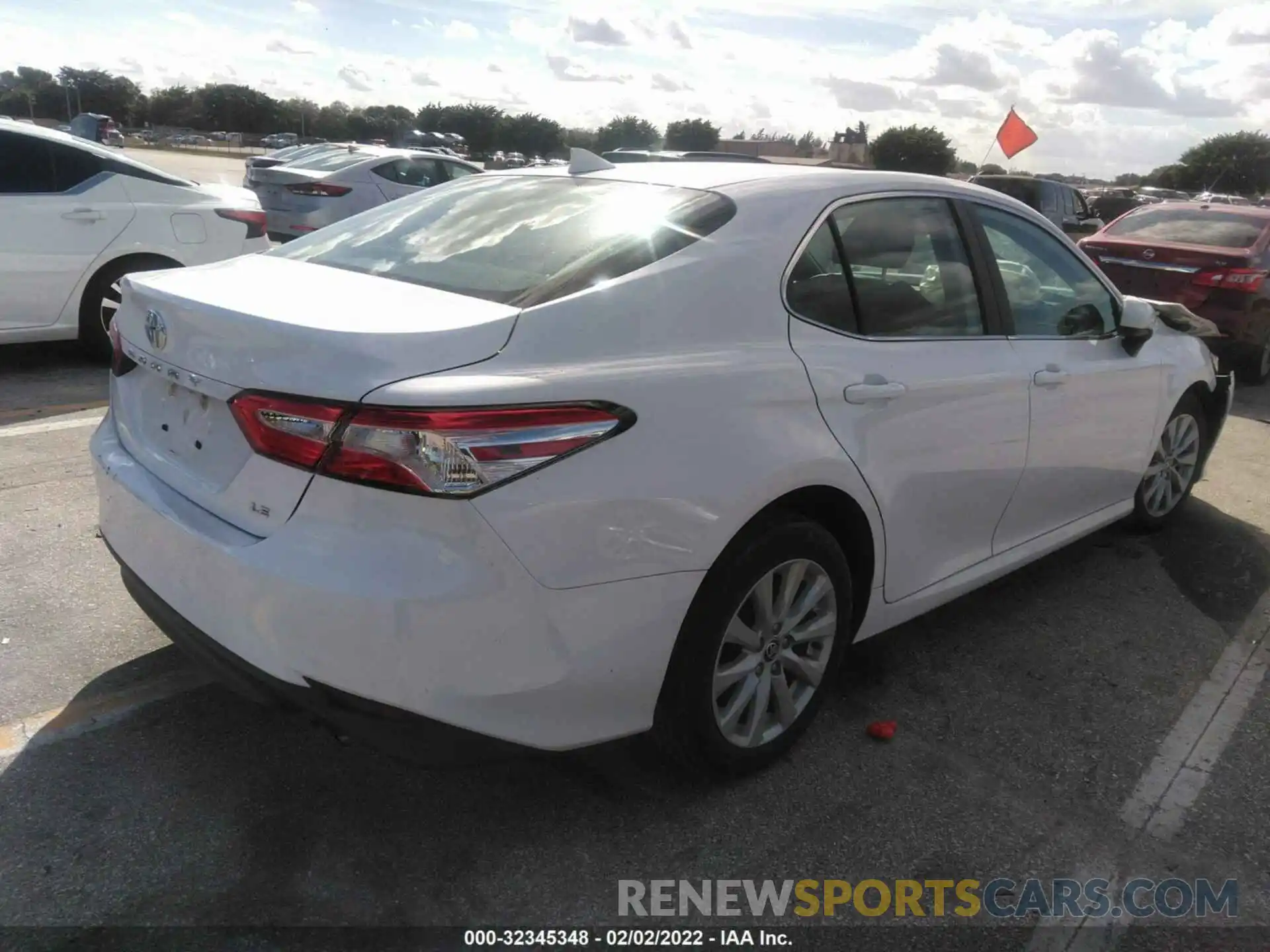 4 Photograph of a damaged car 4T1C11AK8LU970171 TOYOTA CAMRY 2020