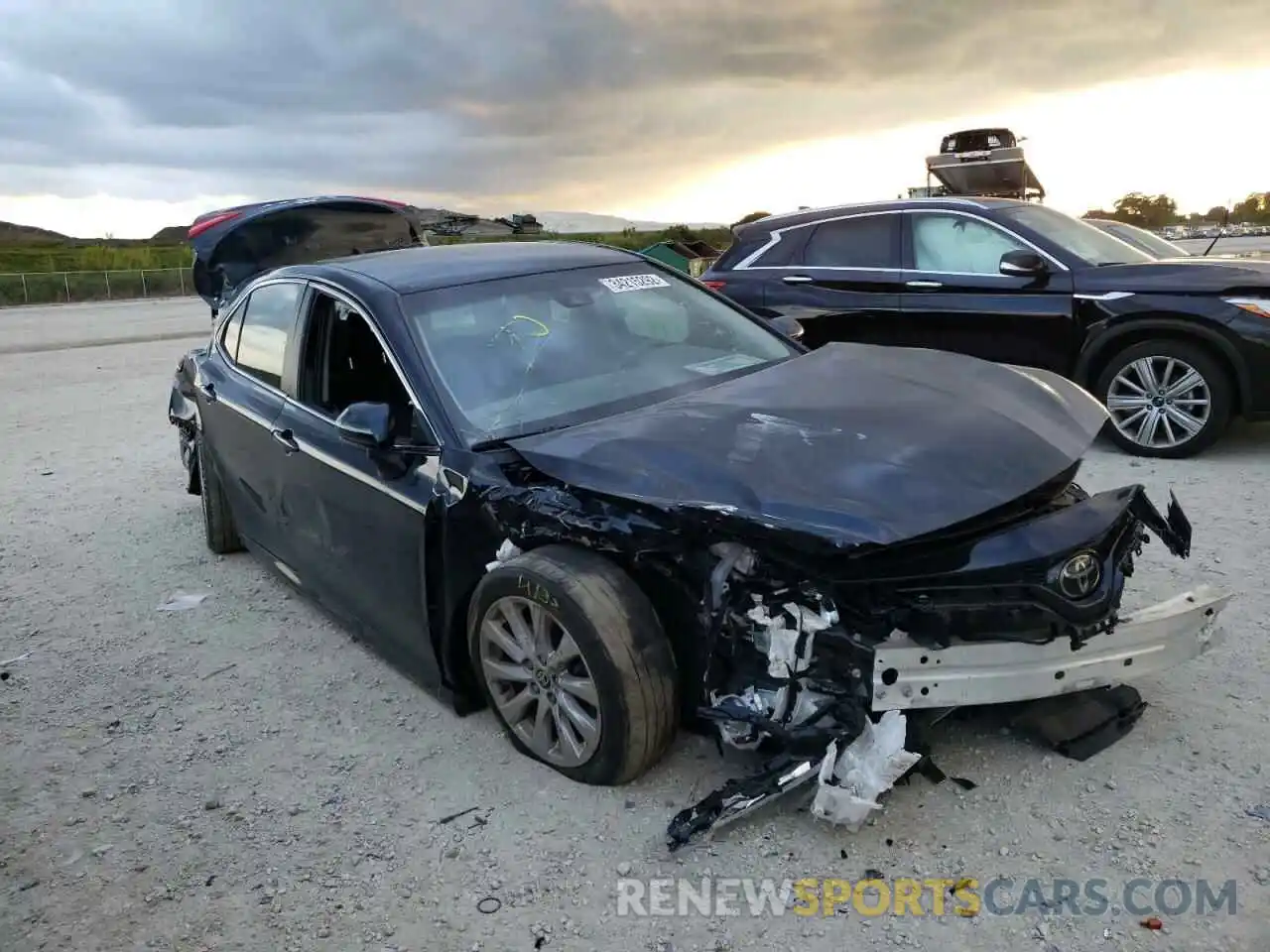 1 Photograph of a damaged car 4T1C11AK8LU978903 TOYOTA CAMRY 2020