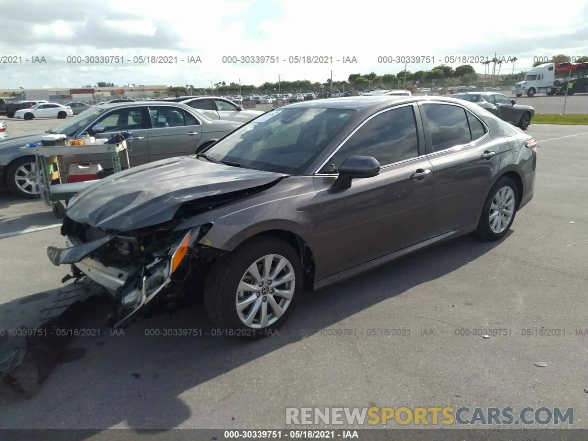 2 Photograph of a damaged car 4T1C11AK8LU983325 TOYOTA CAMRY 2020