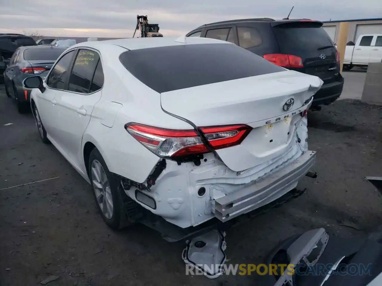 3 Photograph of a damaged car 4T1C11AK8LU983471 TOYOTA CAMRY 2020