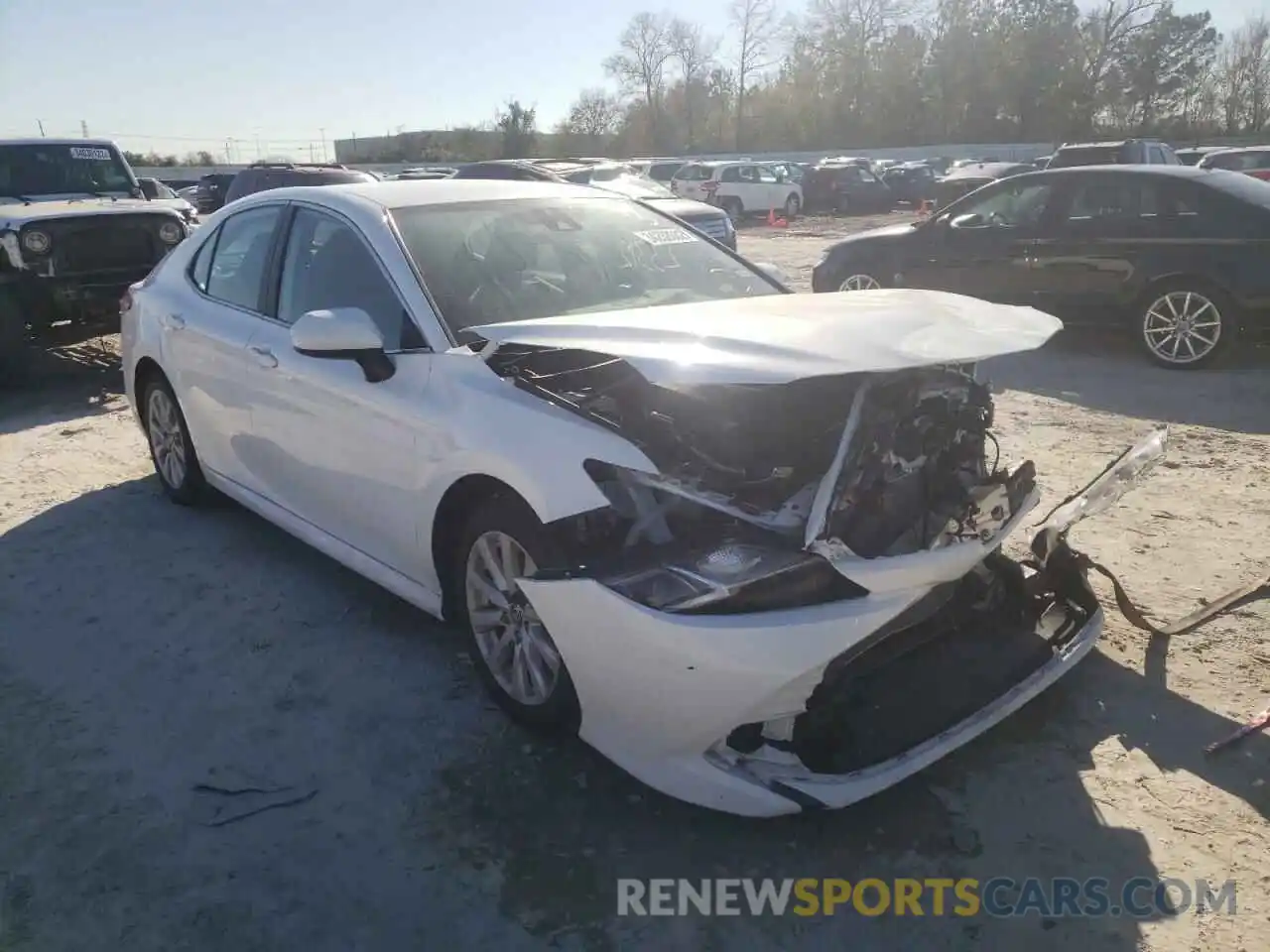 1 Photograph of a damaged car 4T1C11AK8LU986631 TOYOTA CAMRY 2020