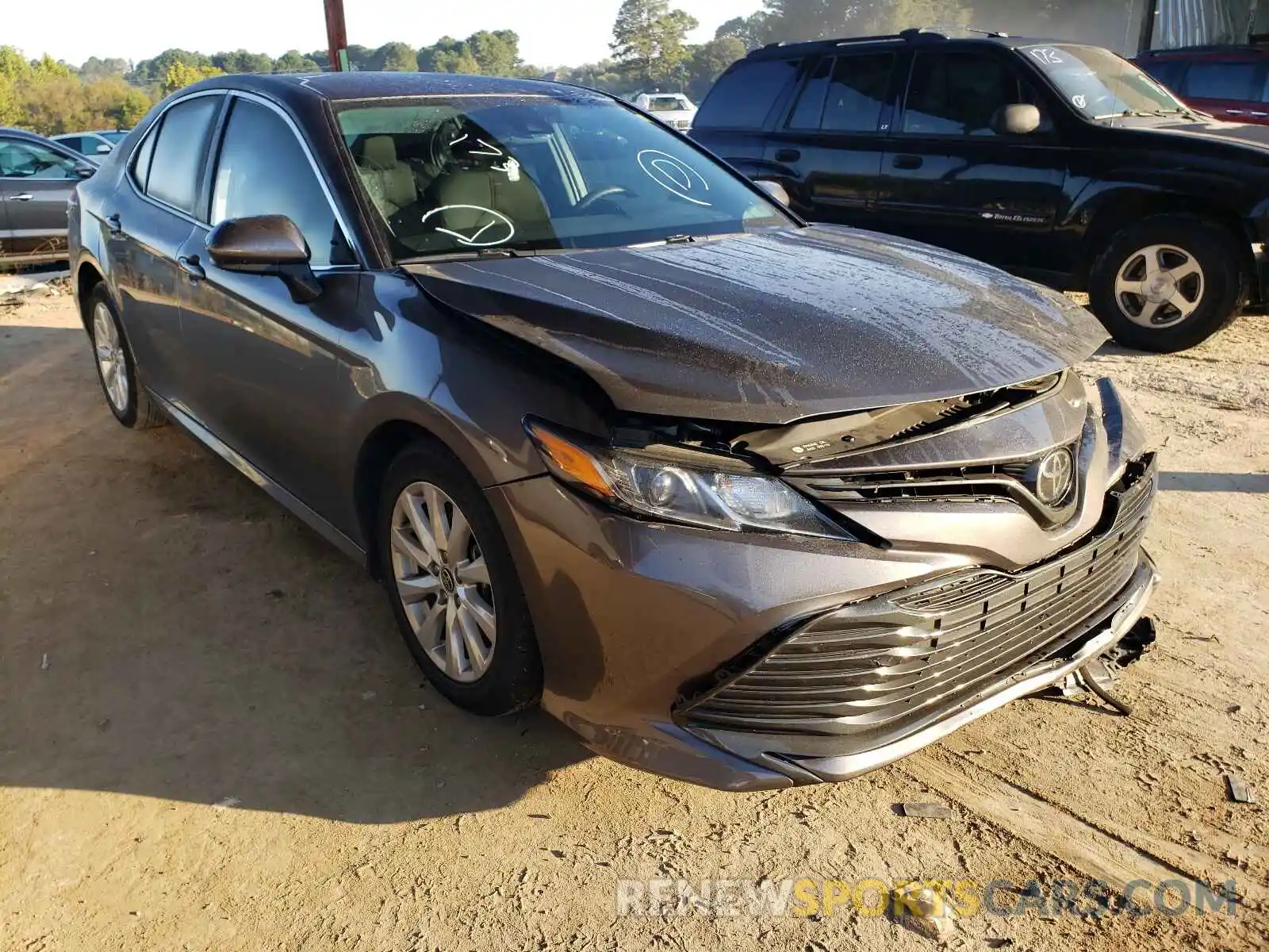 1 Photograph of a damaged car 4T1C11AK8LU996382 TOYOTA CAMRY 2020