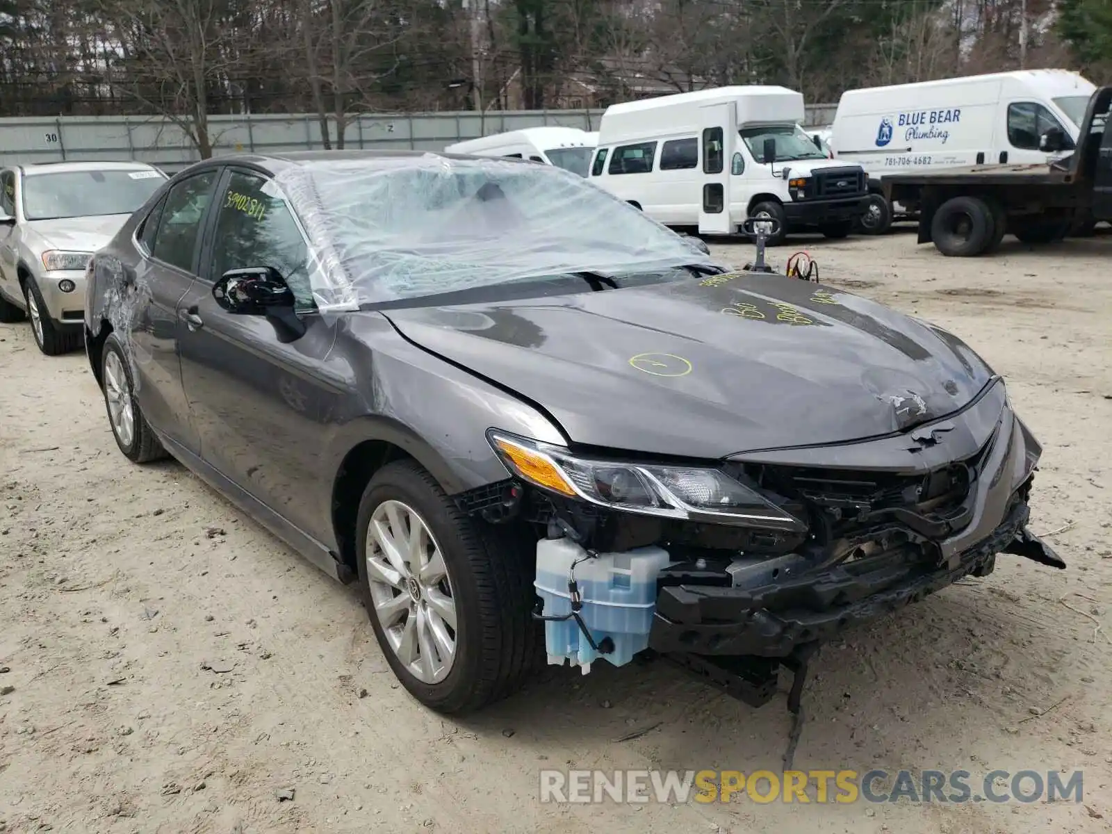 1 Photograph of a damaged car 4T1C11AK8LU997502 TOYOTA CAMRY 2020