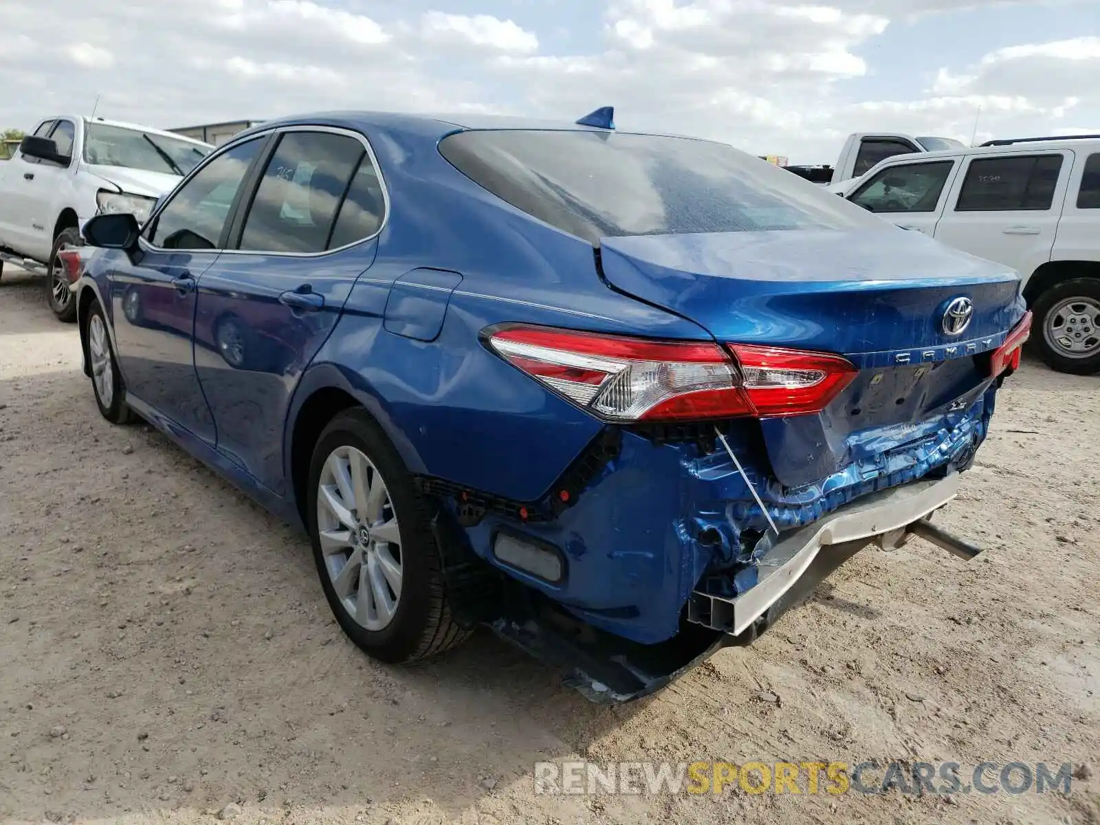 3 Photograph of a damaged car 4T1C11AK9LU336318 TOYOTA CAMRY 2020