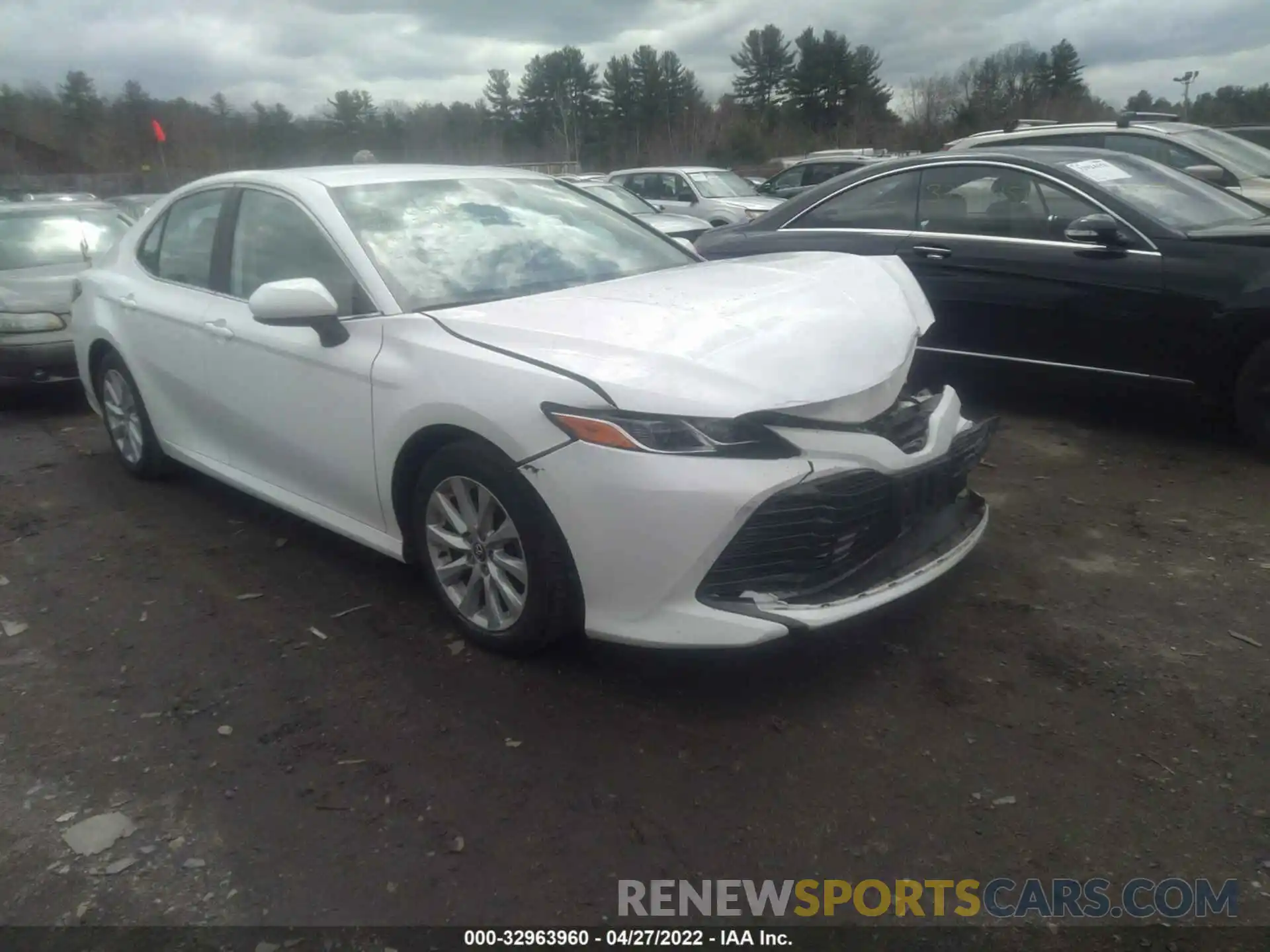 1 Photograph of a damaged car 4T1C11AK9LU337582 TOYOTA CAMRY 2020