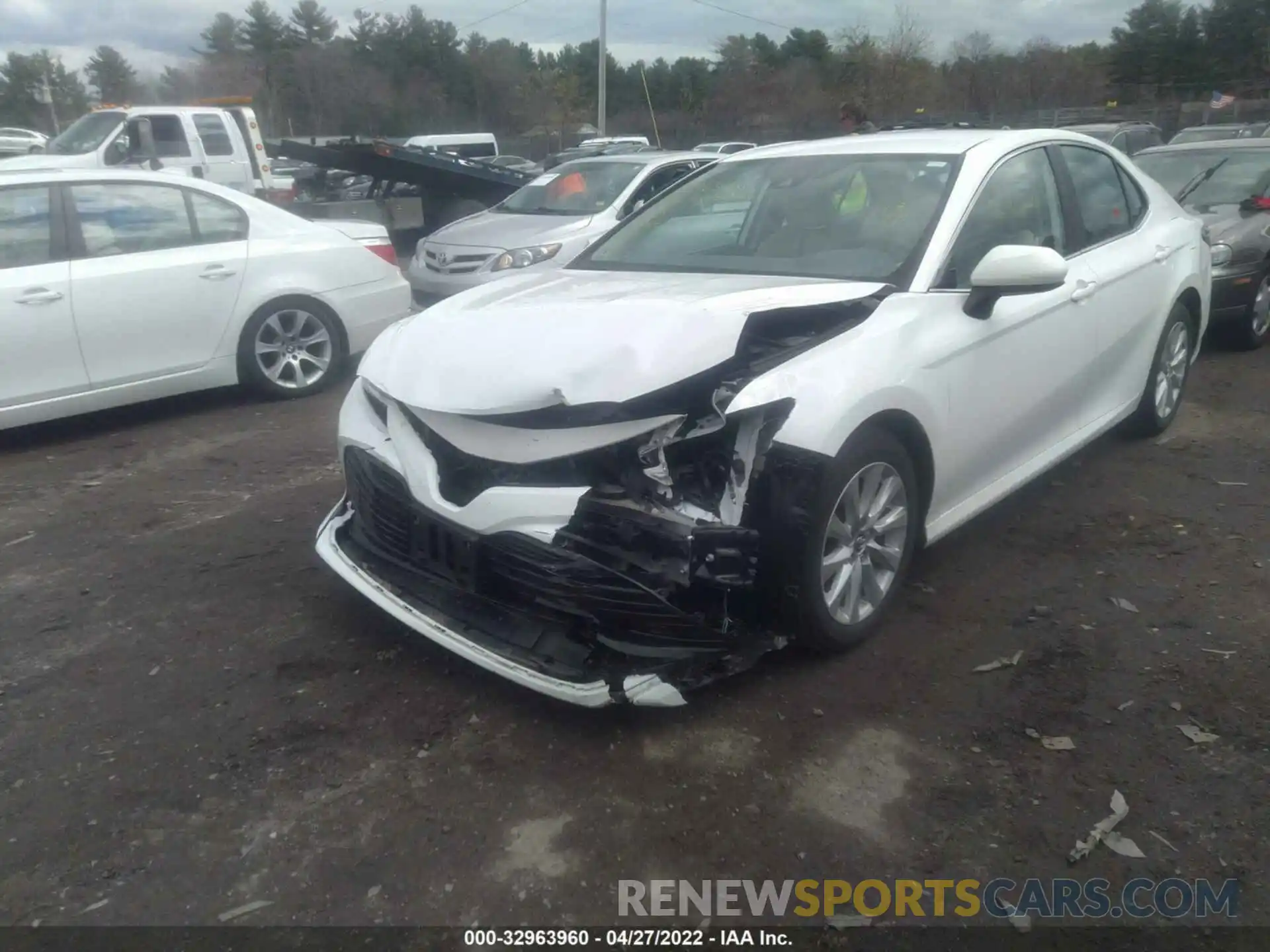 2 Photograph of a damaged car 4T1C11AK9LU337582 TOYOTA CAMRY 2020