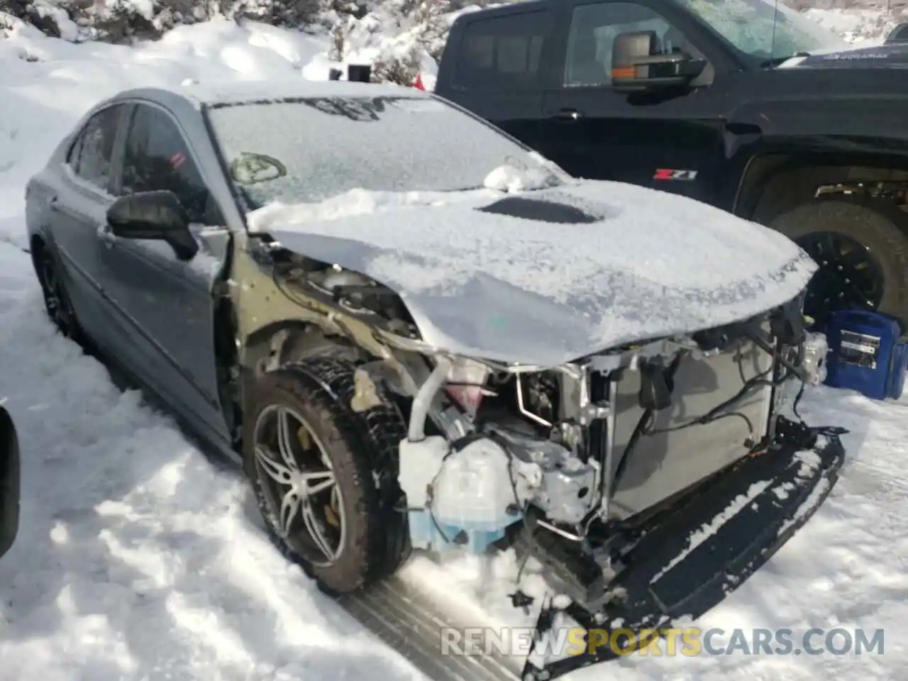 1 Photograph of a damaged car 4T1C11AK9LU337971 TOYOTA CAMRY 2020