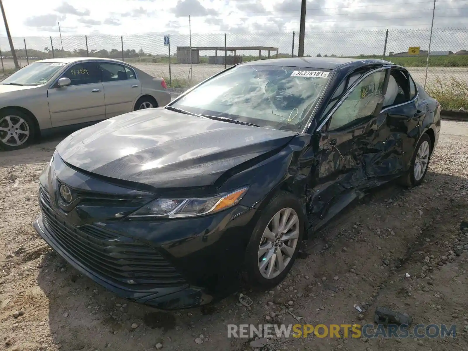 2 Photograph of a damaged car 4T1C11AK9LU338439 TOYOTA CAMRY 2020