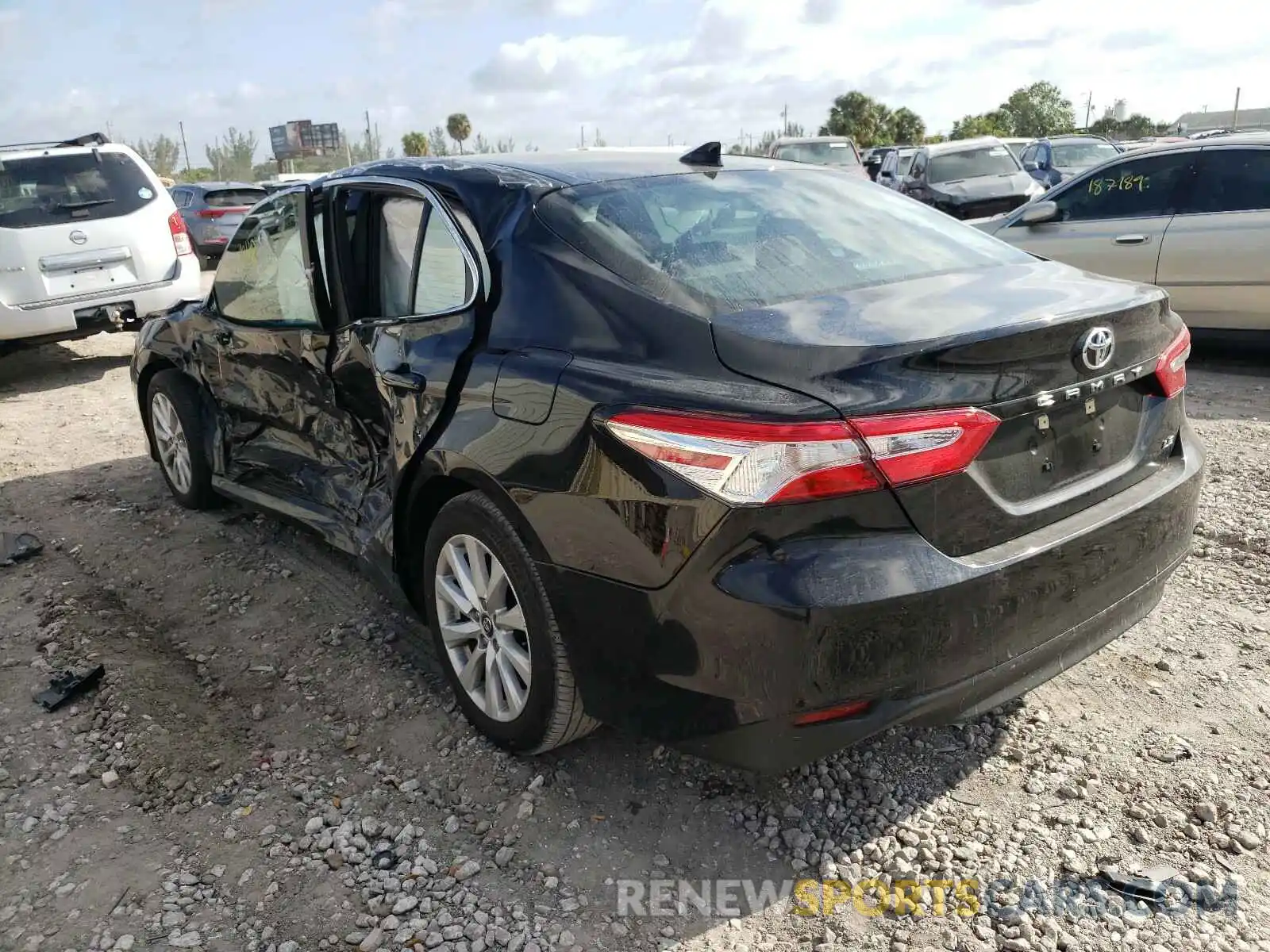 3 Photograph of a damaged car 4T1C11AK9LU338439 TOYOTA CAMRY 2020