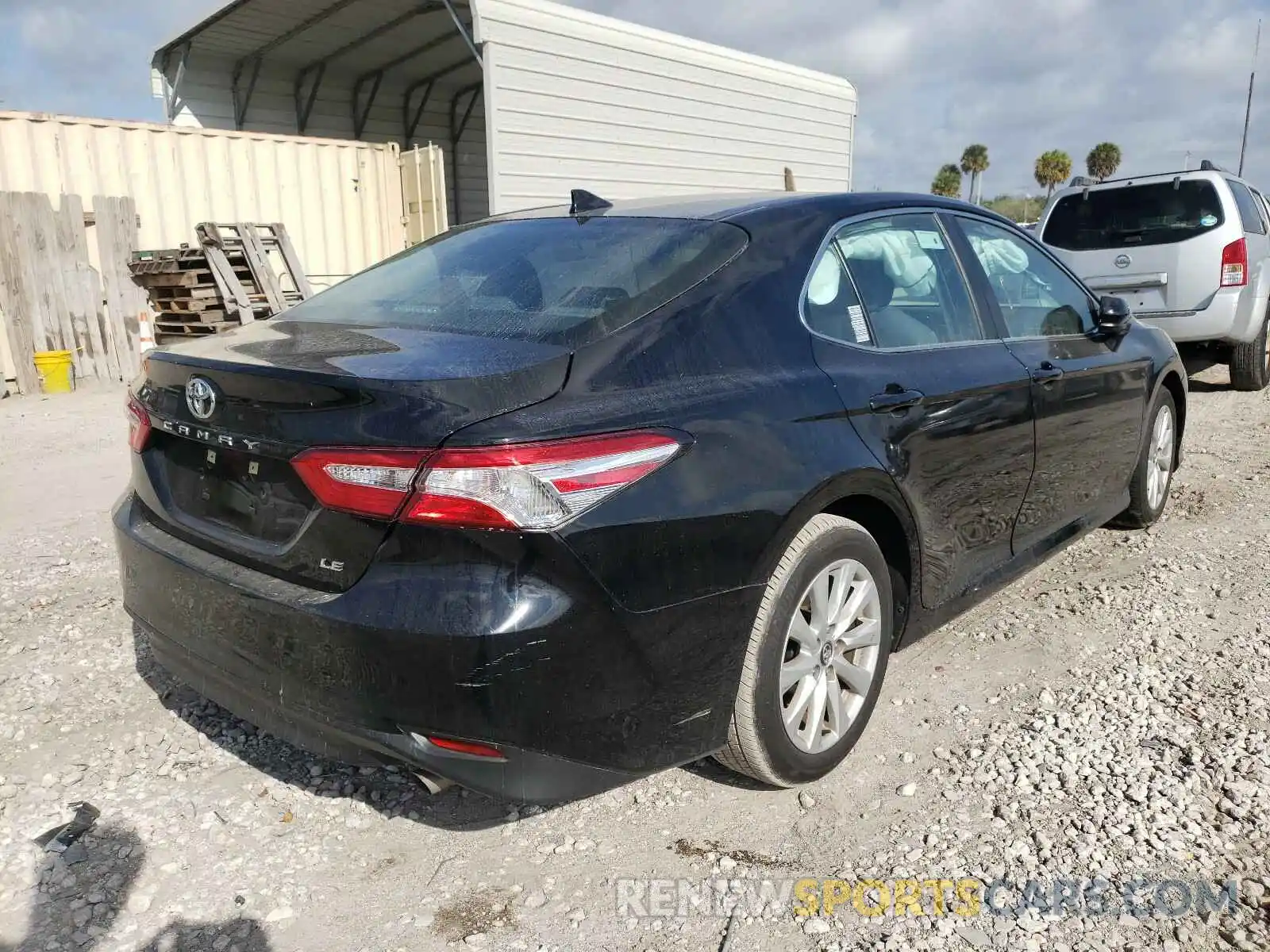 4 Photograph of a damaged car 4T1C11AK9LU338439 TOYOTA CAMRY 2020