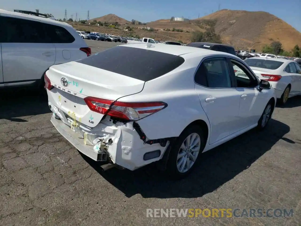 4 Photograph of a damaged car 4T1C11AK9LU340241 TOYOTA CAMRY 2020