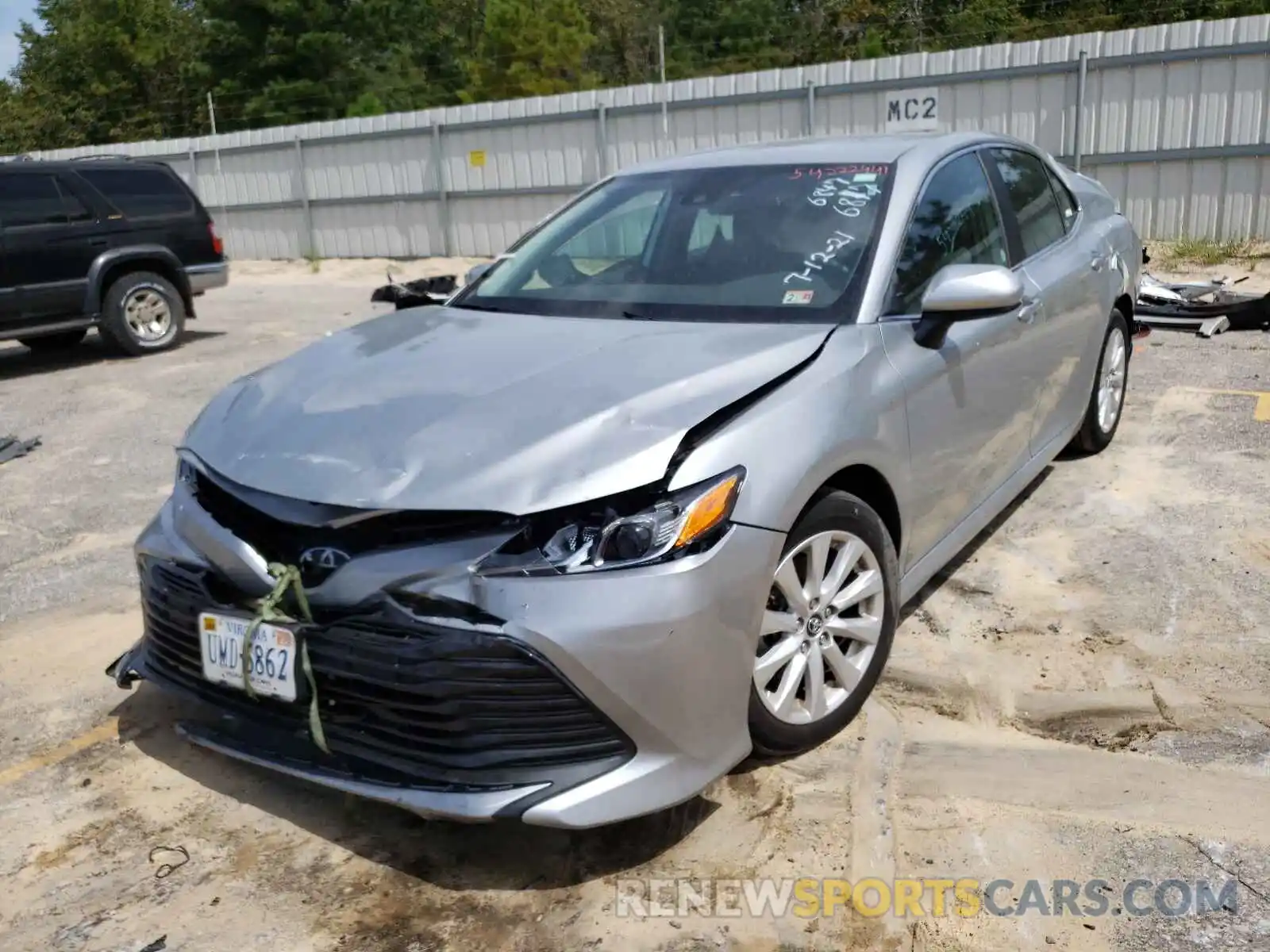 2 Photograph of a damaged car 4T1C11AK9LU346847 TOYOTA CAMRY 2020