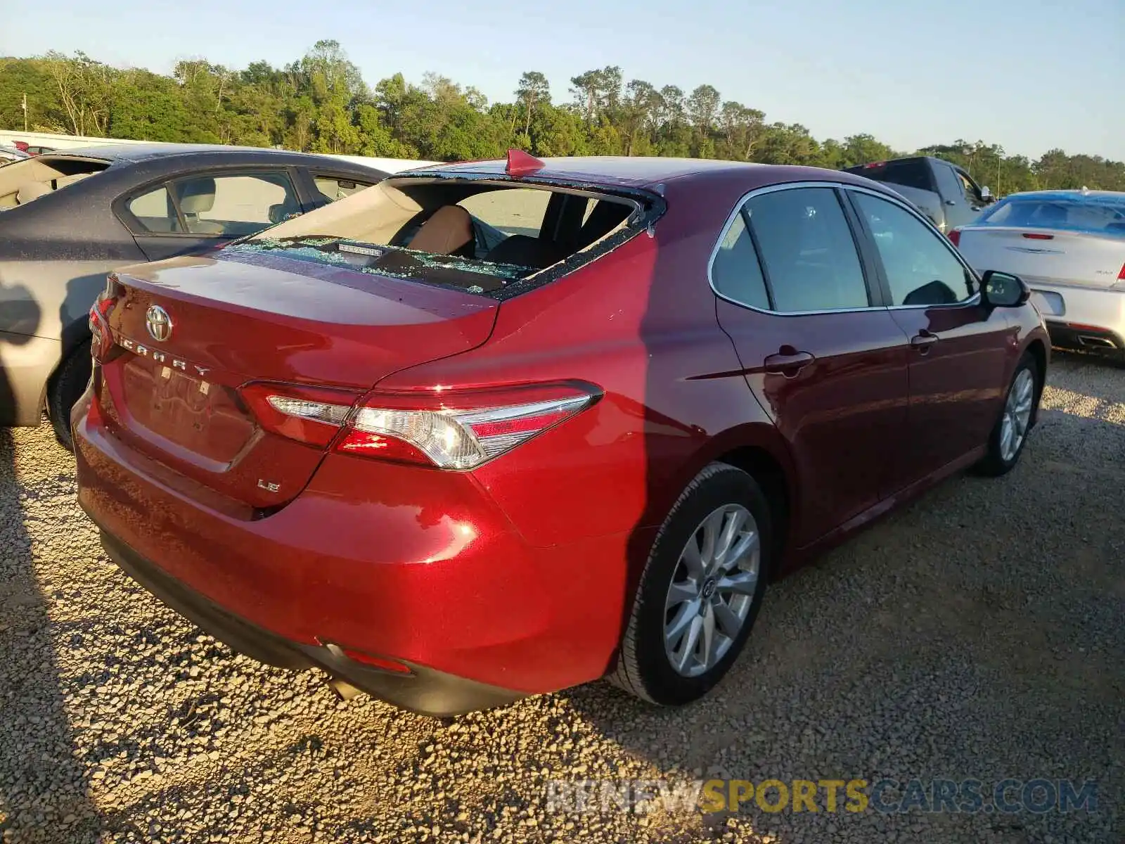 4 Photograph of a damaged car 4T1C11AK9LU349375 TOYOTA CAMRY 2020