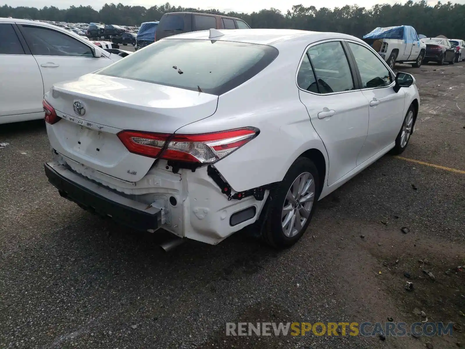 4 Photograph of a damaged car 4T1C11AK9LU356200 TOYOTA CAMRY 2020