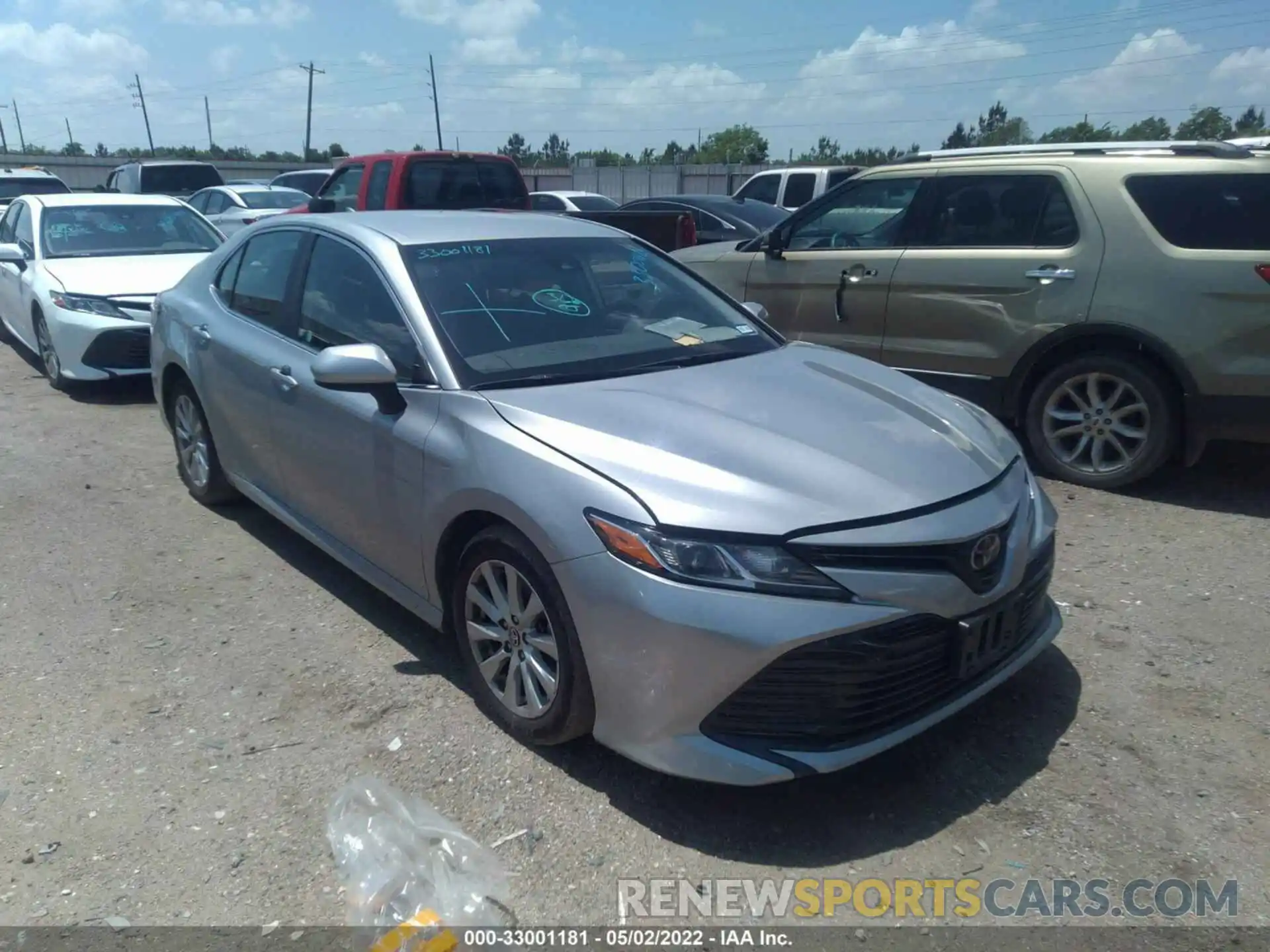 1 Photograph of a damaged car 4T1C11AK9LU357251 TOYOTA CAMRY 2020