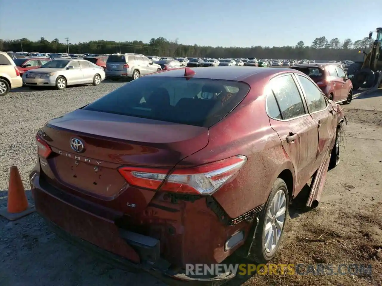 4 Photograph of a damaged car 4T1C11AK9LU359775 TOYOTA CAMRY 2020