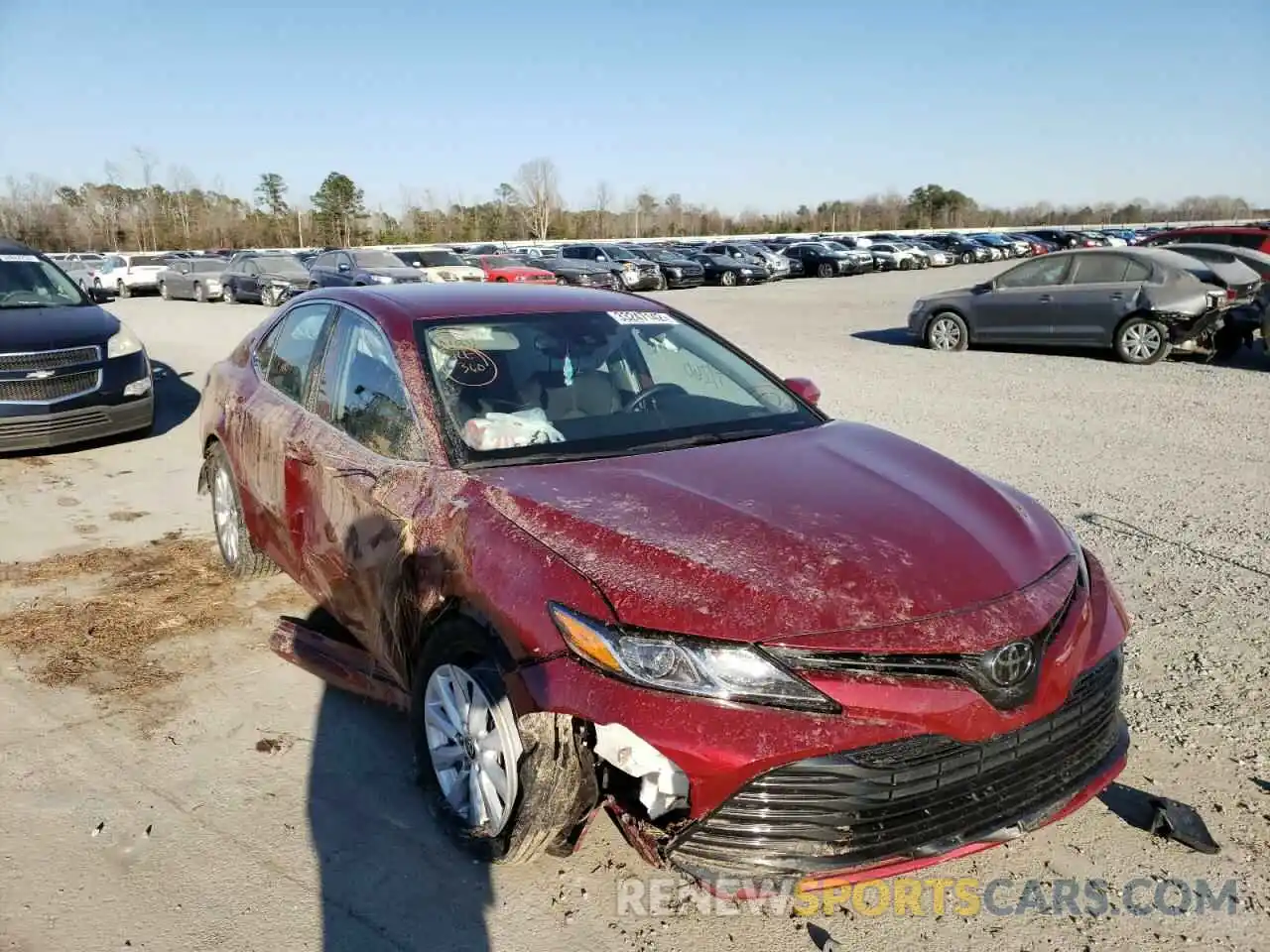 9 Photograph of a damaged car 4T1C11AK9LU359775 TOYOTA CAMRY 2020