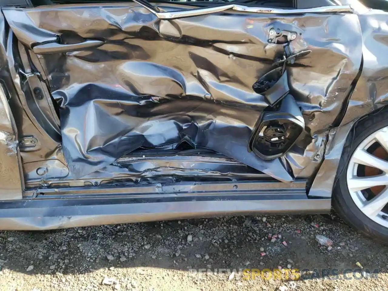 9 Photograph of a damaged car 4T1C11AK9LU362708 TOYOTA CAMRY 2020