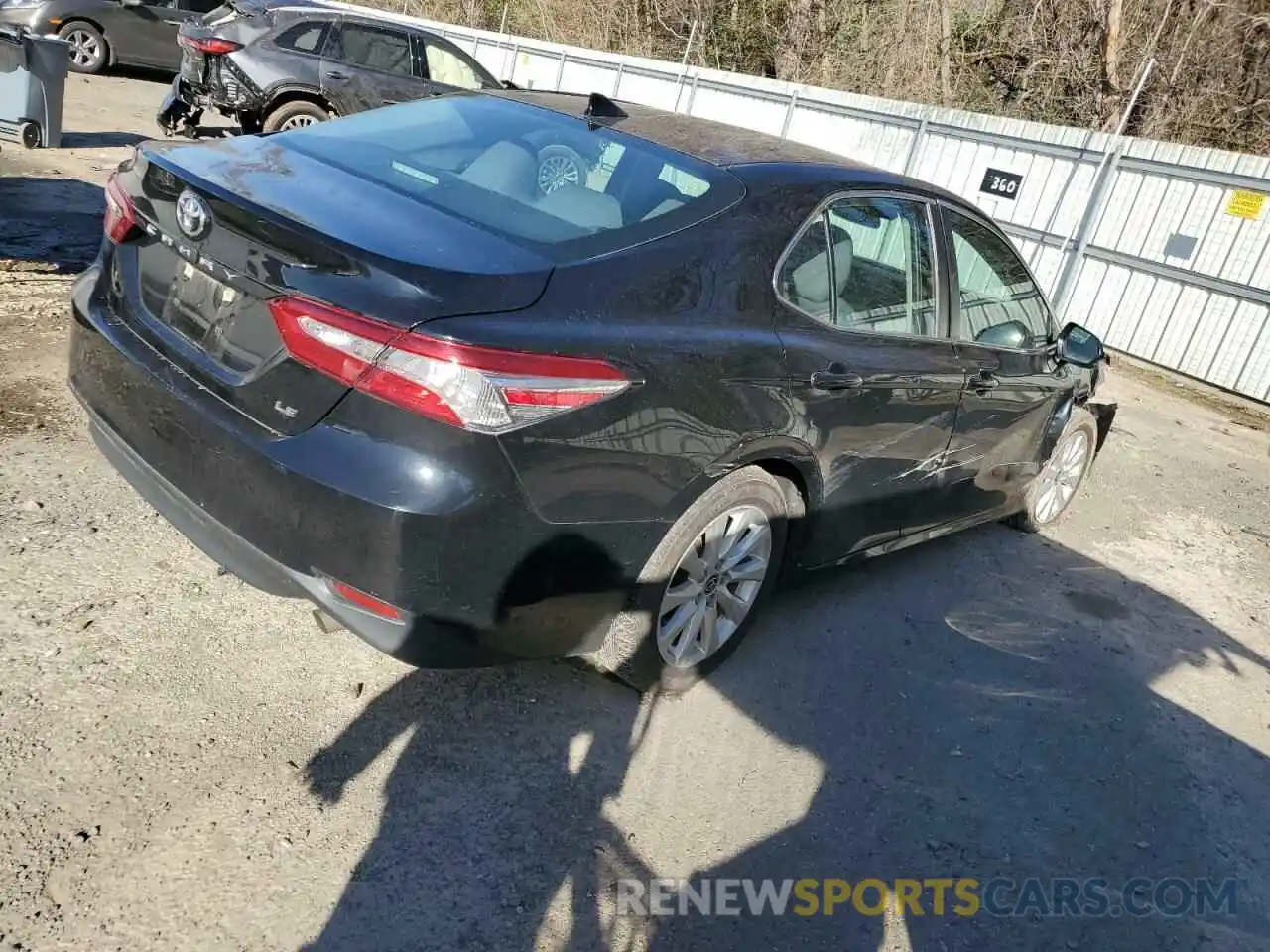 3 Photograph of a damaged car 4T1C11AK9LU362997 TOYOTA CAMRY 2020