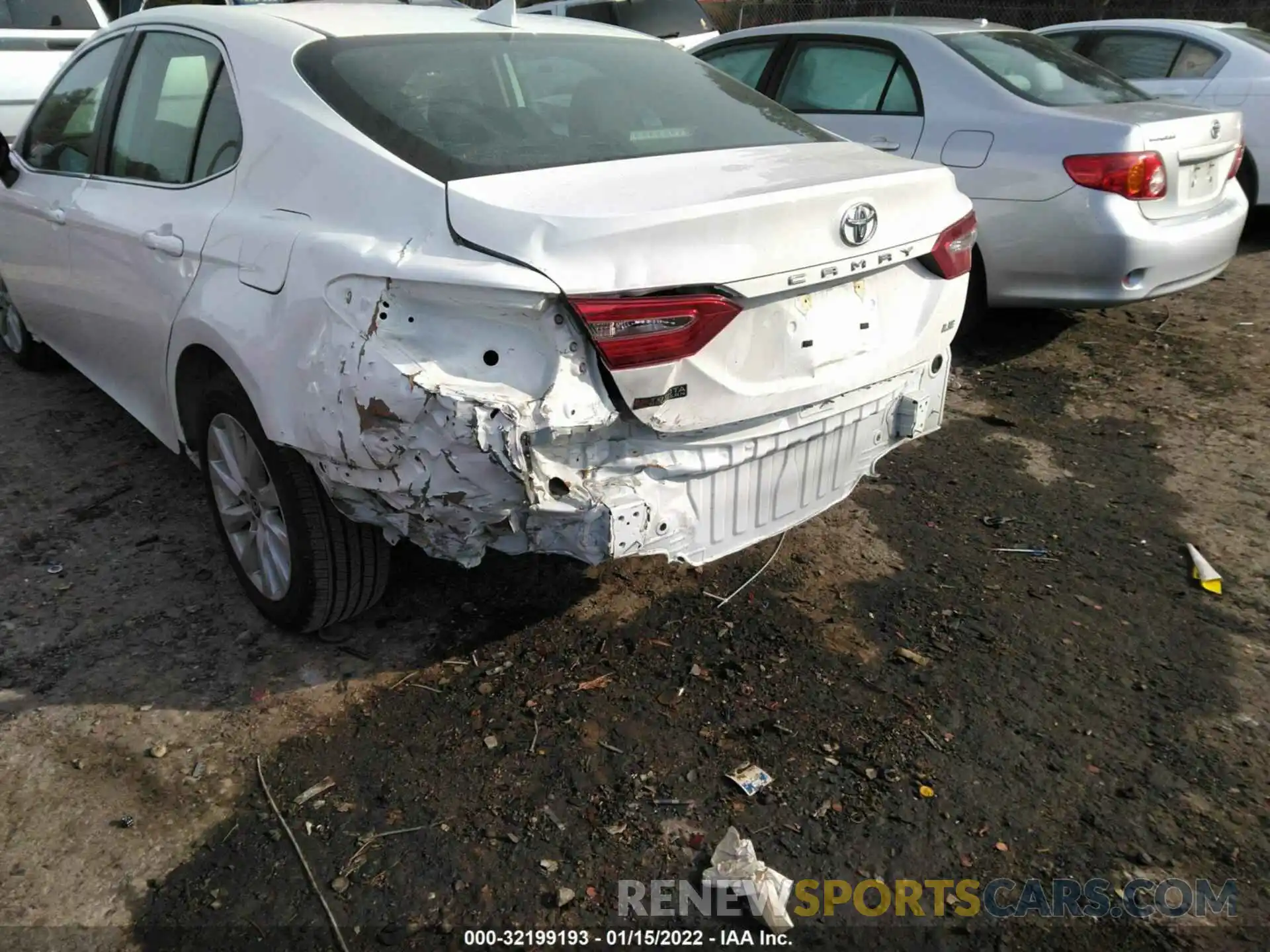 6 Photograph of a damaged car 4T1C11AK9LU368248 TOYOTA CAMRY 2020