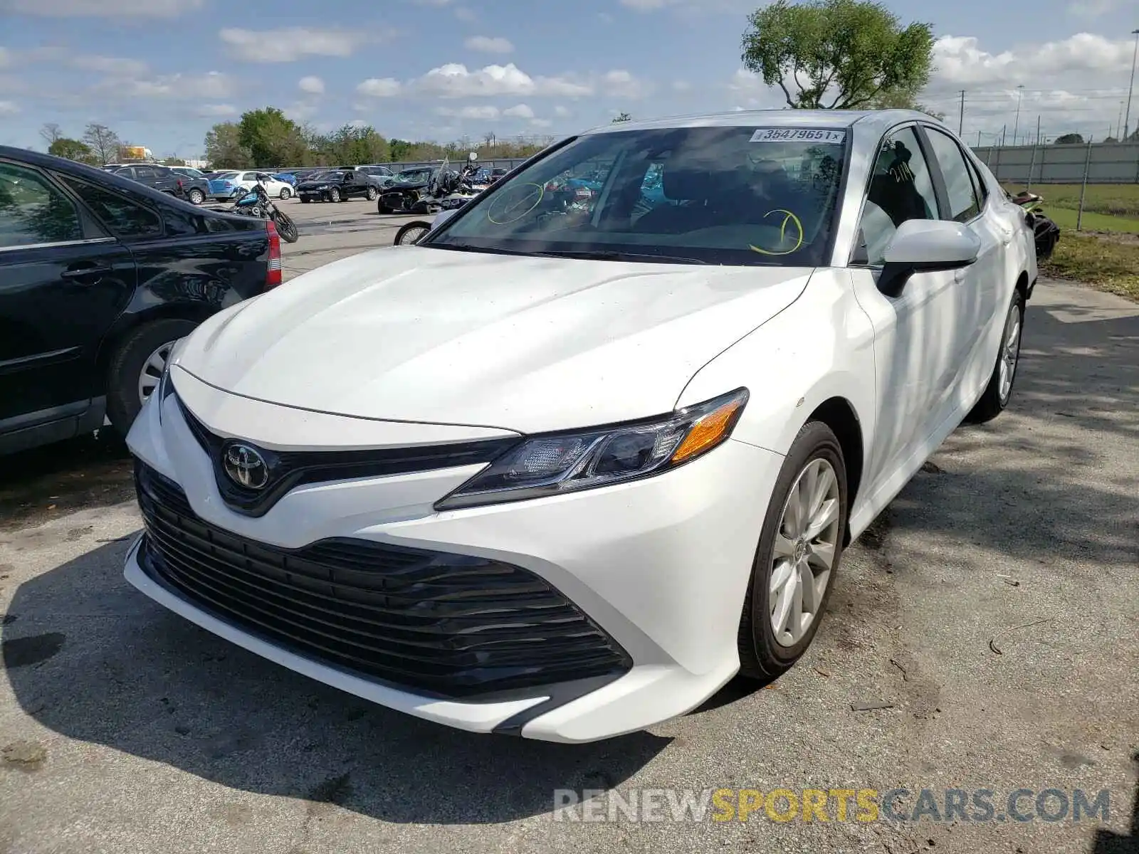 2 Photograph of a damaged car 4T1C11AK9LU385406 TOYOTA CAMRY 2020