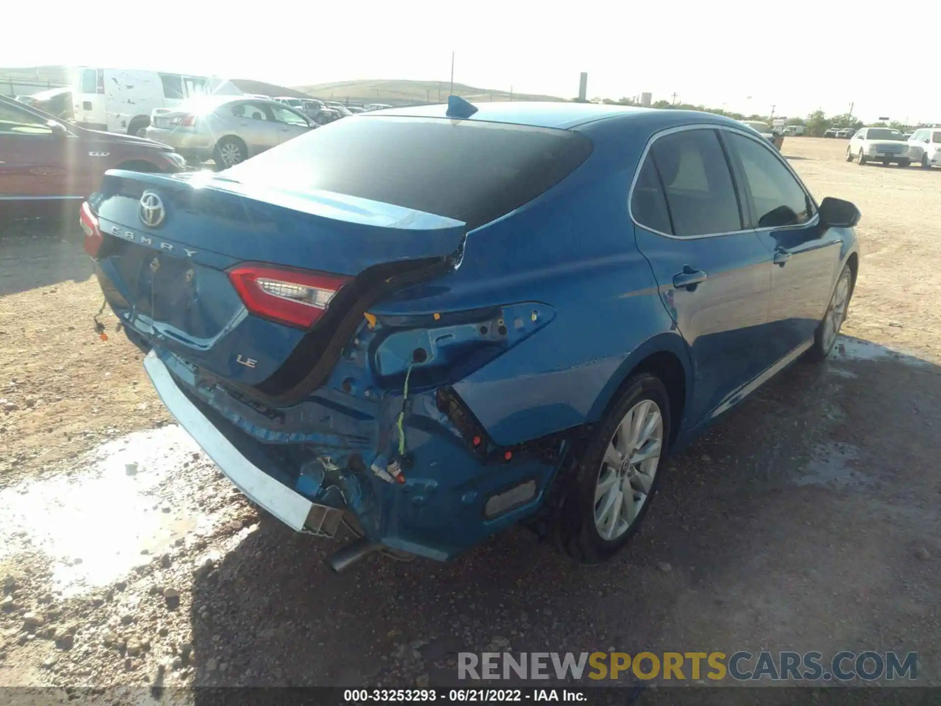 4 Photograph of a damaged car 4T1C11AK9LU396275 TOYOTA CAMRY 2020