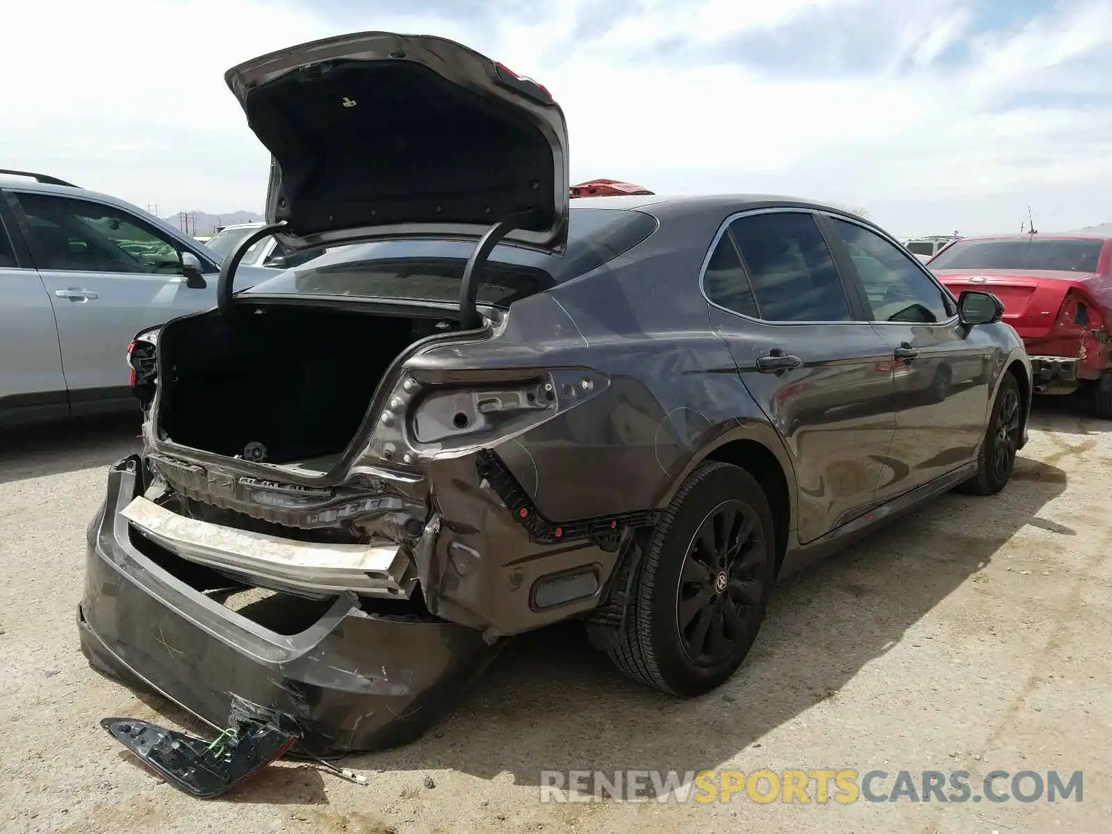 4 Photograph of a damaged car 4T1C11AK9LU397605 TOYOTA CAMRY 2020