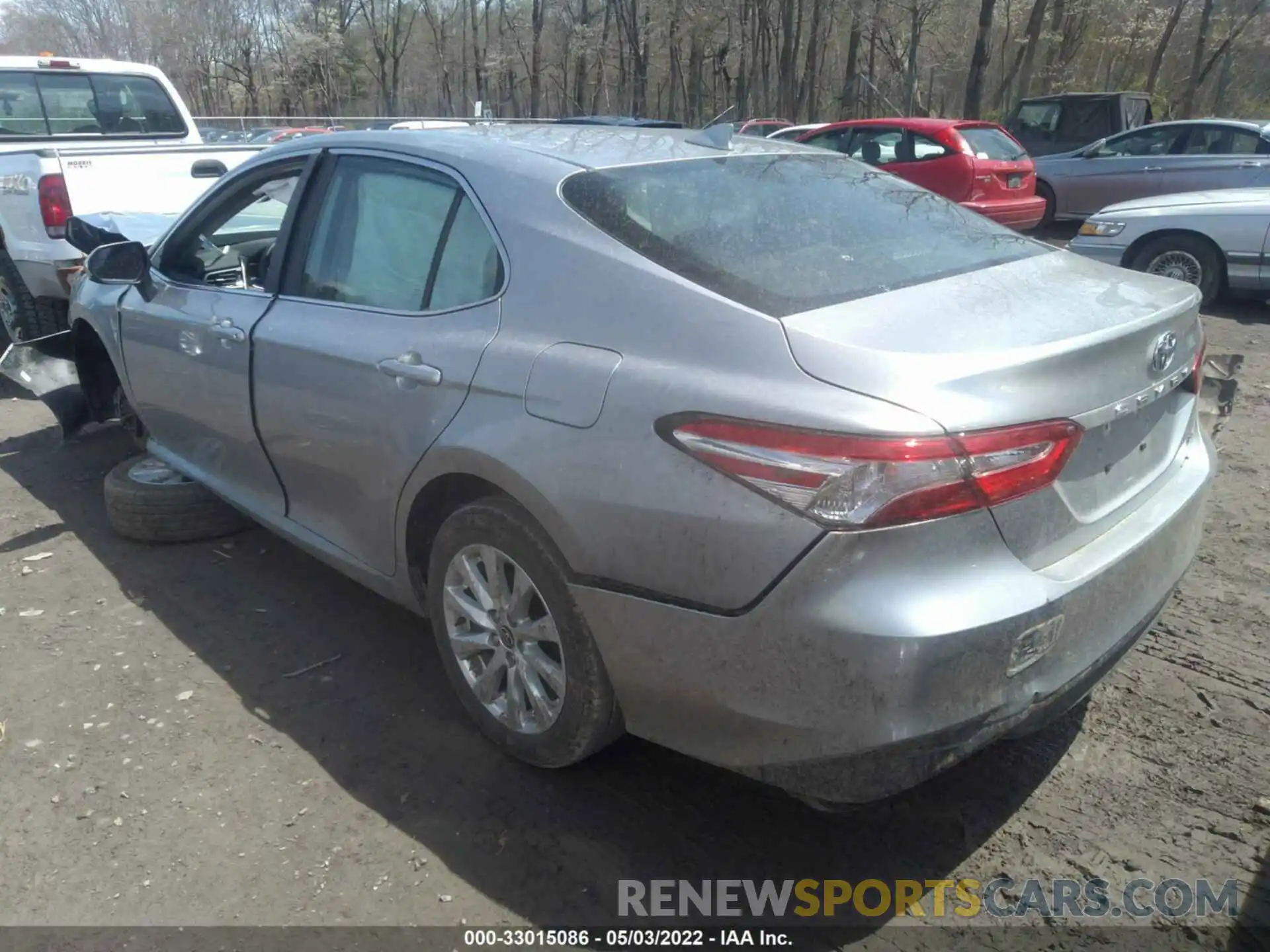 3 Photograph of a damaged car 4T1C11AK9LU501378 TOYOTA CAMRY 2020