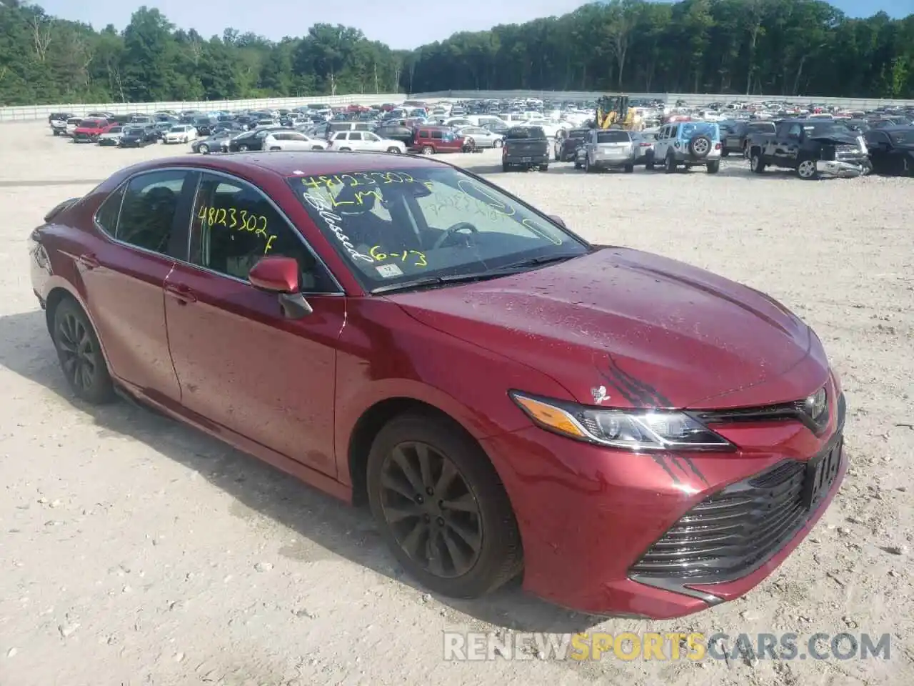 1 Photograph of a damaged car 4T1C11AK9LU507780 TOYOTA CAMRY 2020