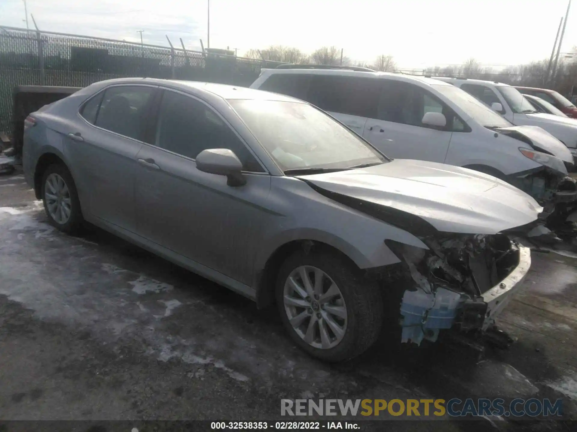 1 Photograph of a damaged car 4T1C11AK9LU509593 TOYOTA CAMRY 2020