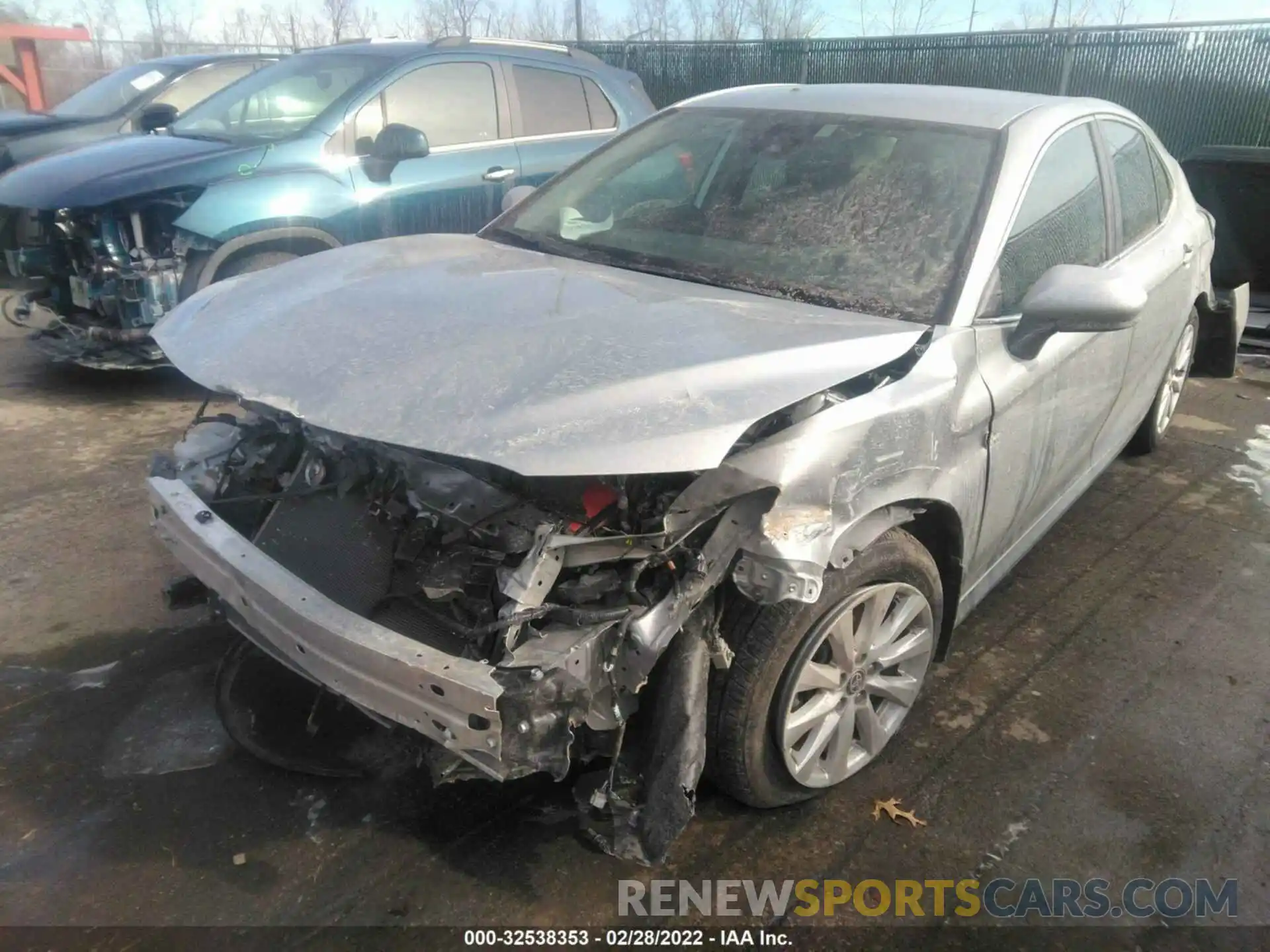 6 Photograph of a damaged car 4T1C11AK9LU509593 TOYOTA CAMRY 2020