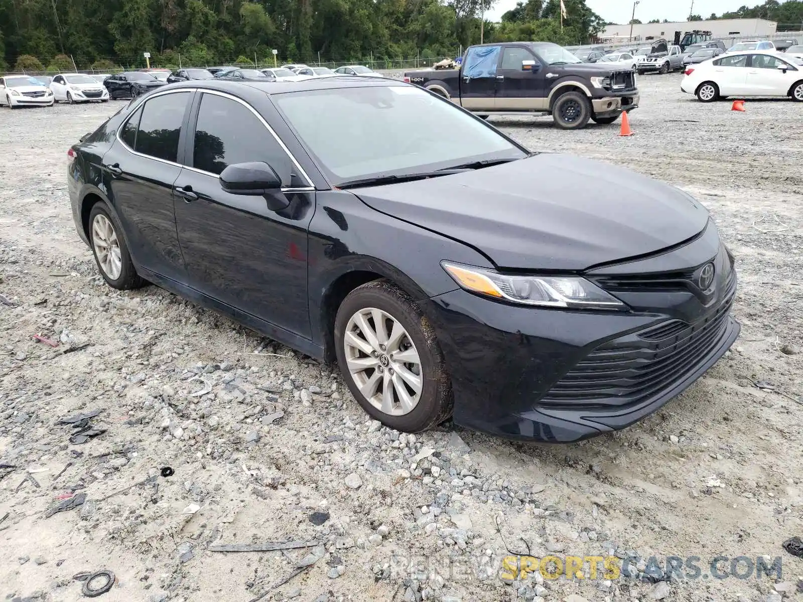 1 Photograph of a damaged car 4T1C11AK9LU511442 TOYOTA CAMRY 2020