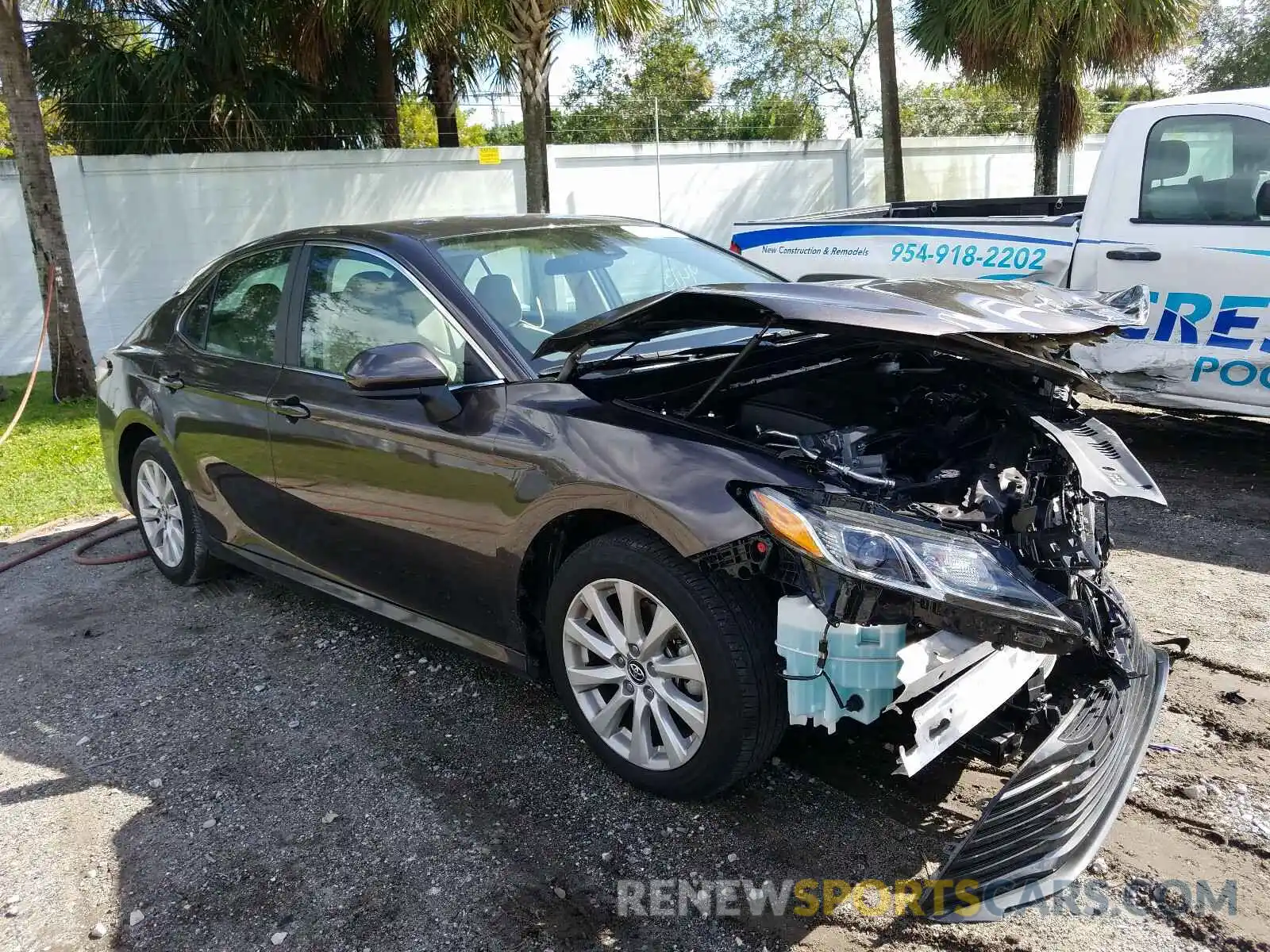 1 Photograph of a damaged car 4T1C11AK9LU858477 TOYOTA CAMRY 2020