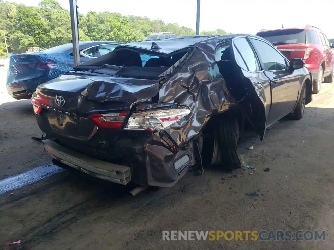 4 Photograph of a damaged car 4T1C11AK9LU859225 TOYOTA CAMRY 2020