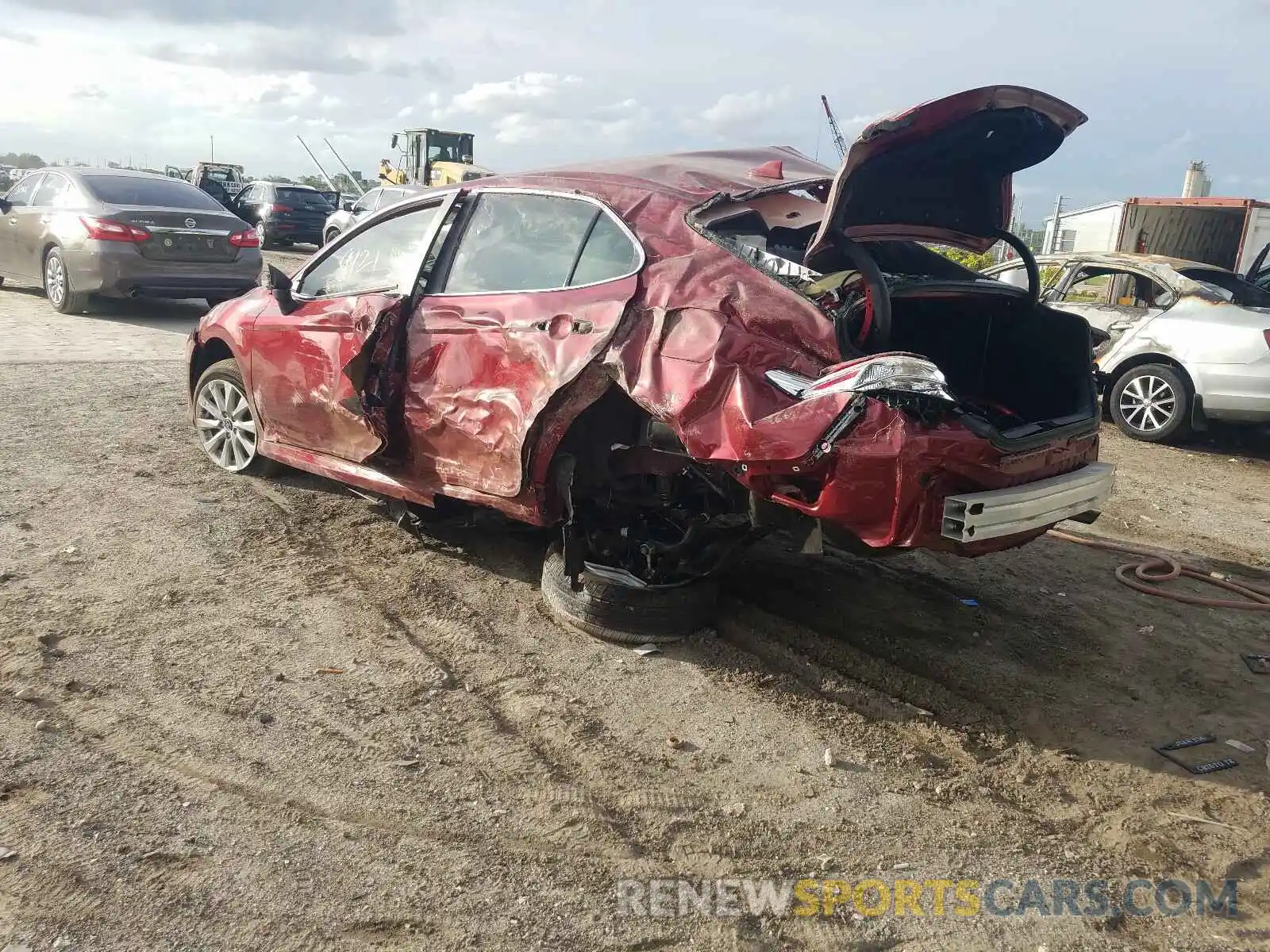 3 Photograph of a damaged car 4T1C11AK9LU861105 TOYOTA CAMRY 2020