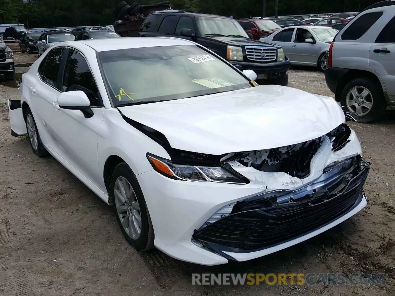 1 Photograph of a damaged car 4T1C11AK9LU866529 TOYOTA CAMRY 2020