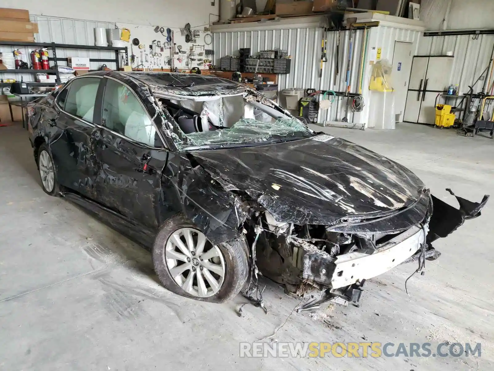 1 Photograph of a damaged car 4T1C11AK9LU872749 TOYOTA CAMRY 2020